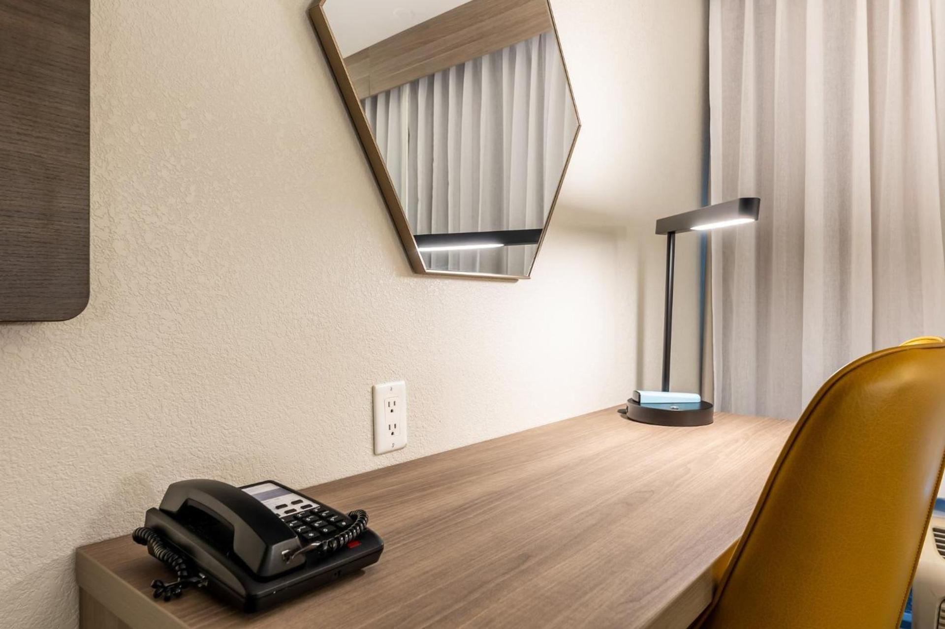 Holiday Inn Express Van Nuys by IHG photo 28