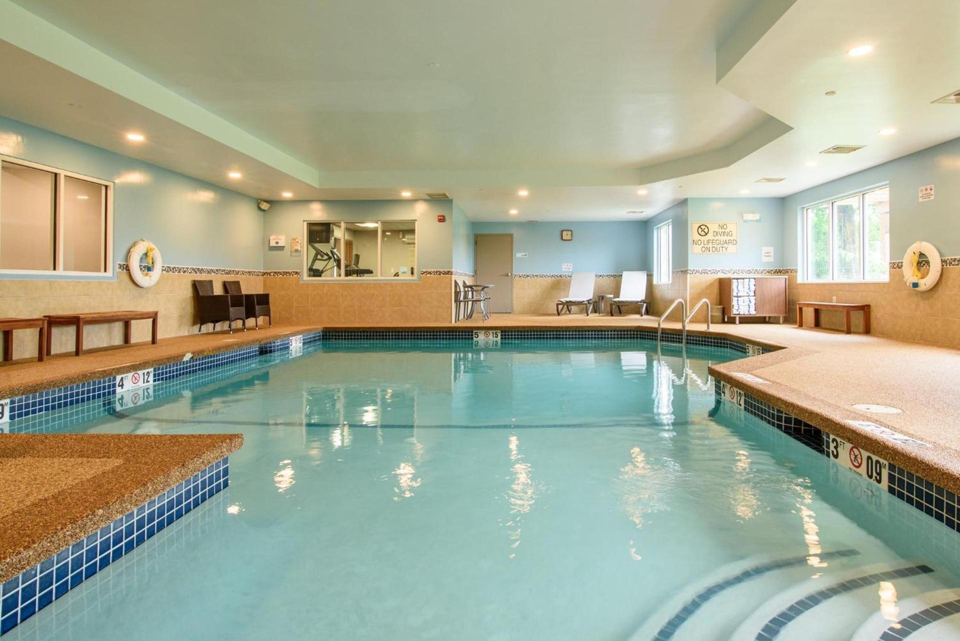 Holiday Inn Express Hotel & Suites Hampton South-Seabrook by IHG photo 65