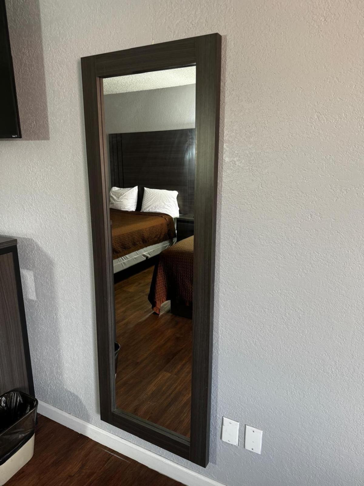 Lone Star Inn photo 18