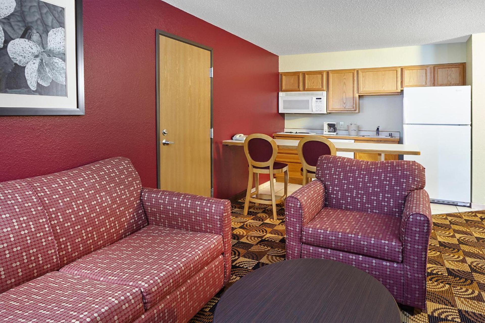AmericInn by Wyndham Elkhorn Near Lake Geneva photo 40