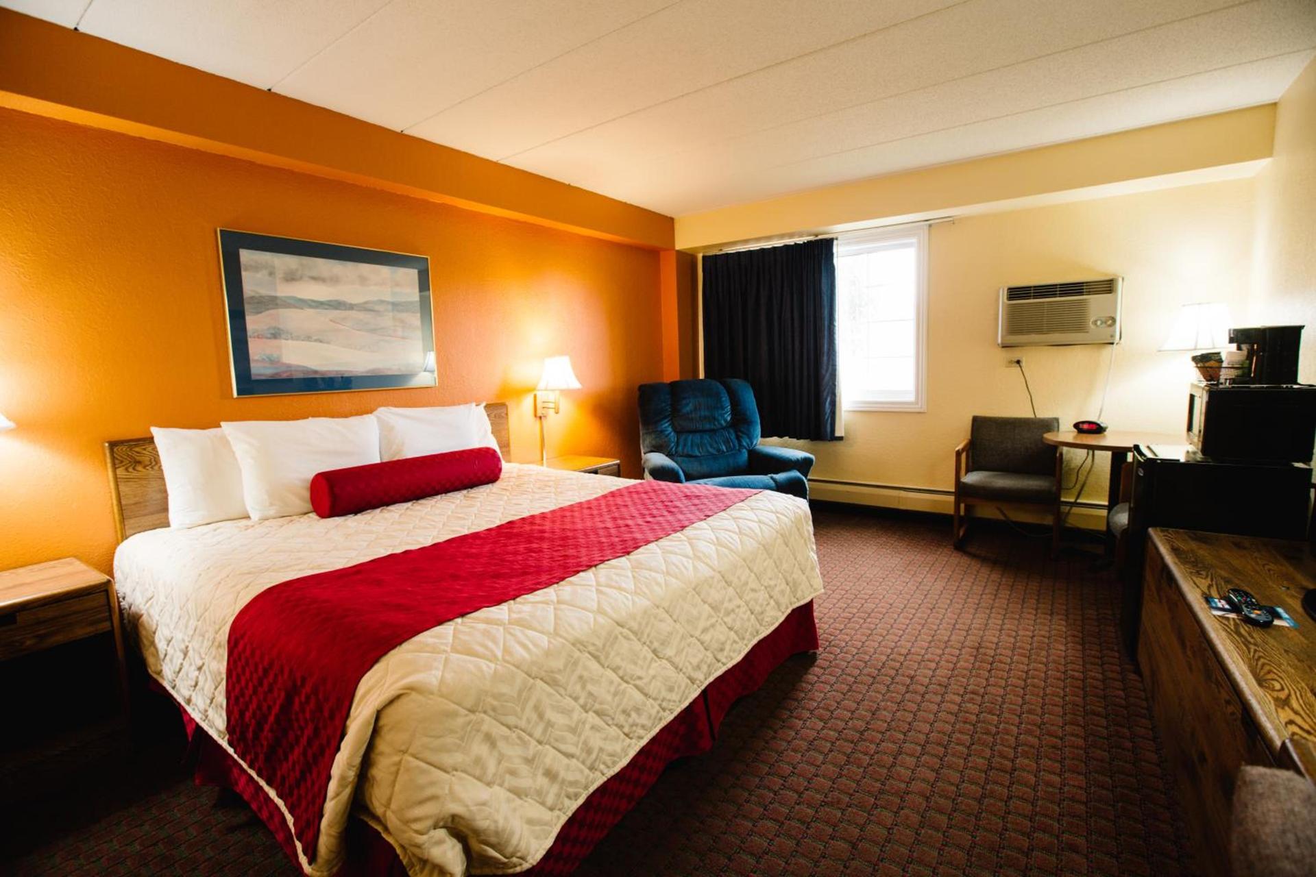 Days Inn by Wyndham Minot photo 17