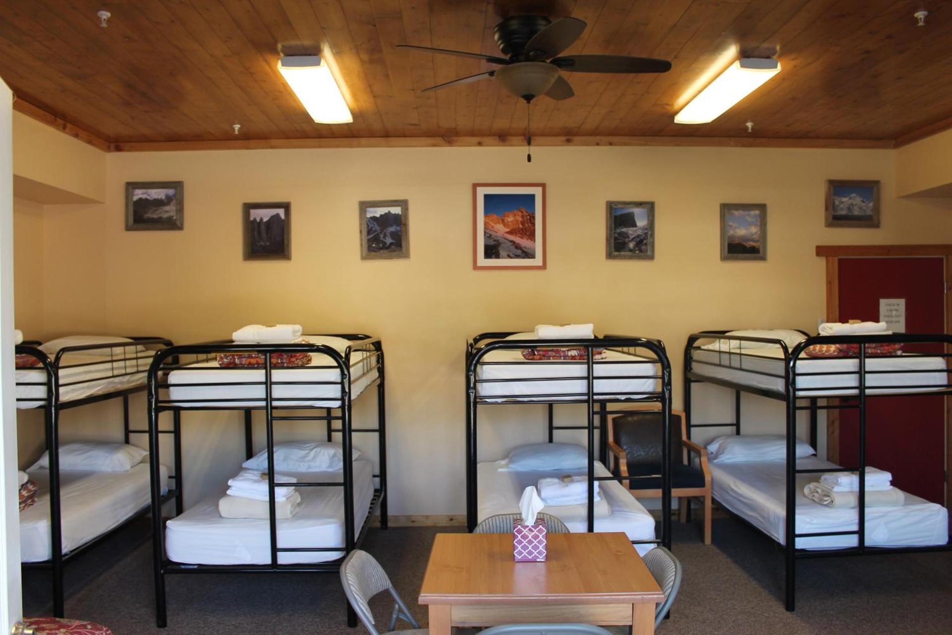 Whitney Portal Hotel And Hostel photo 47