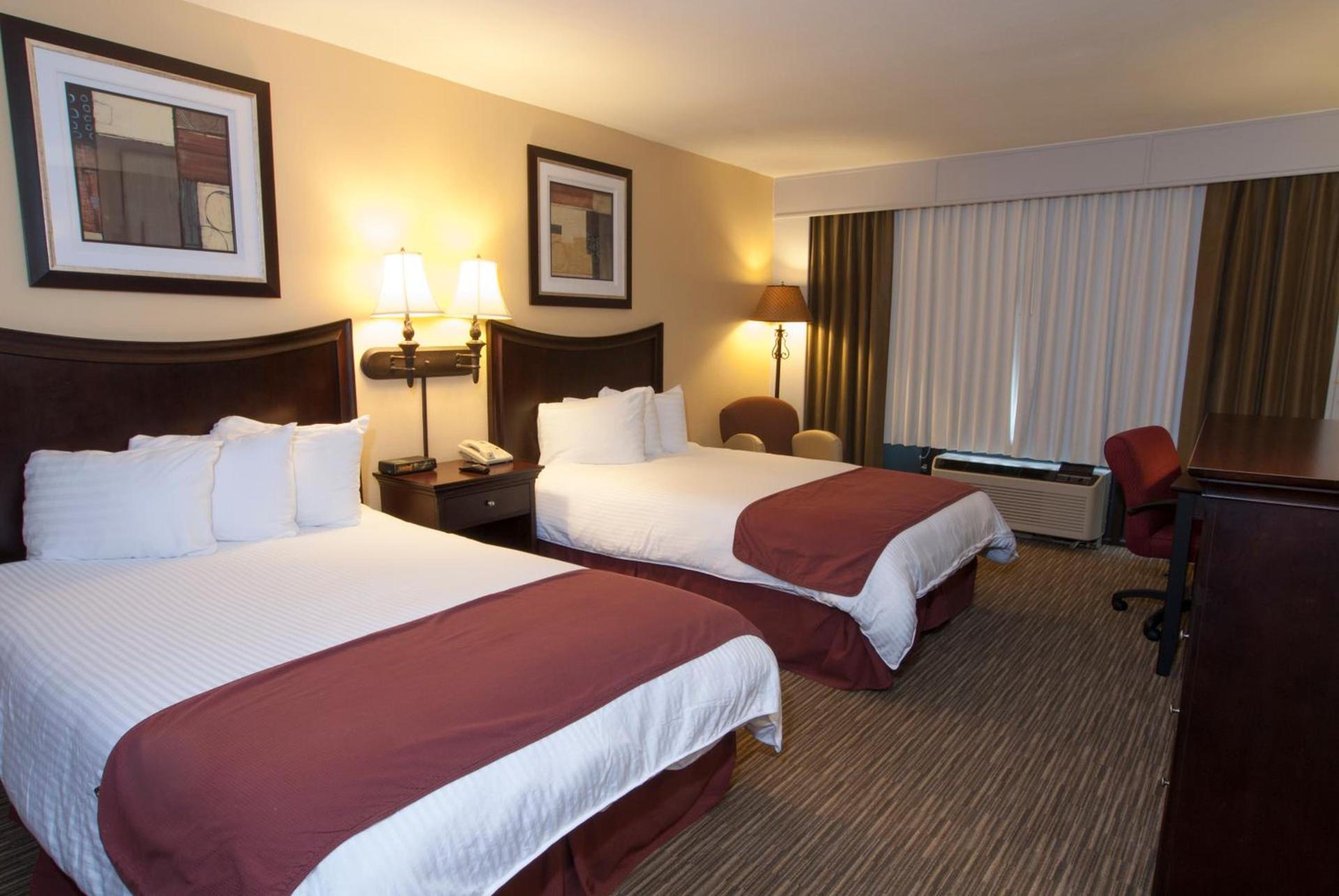 Days Inn by Wyndham Pittsburg KS photo 15