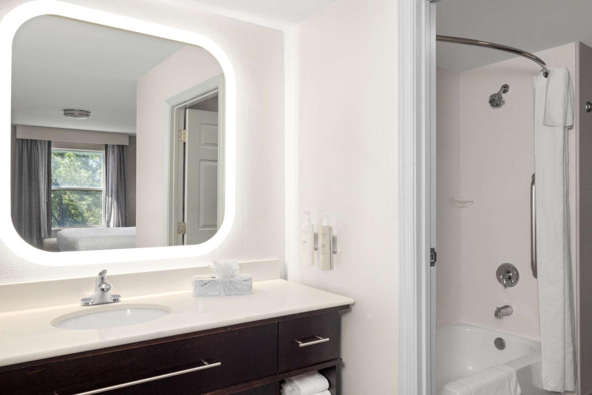 Homewood Suites by Hilton Atlanta-Alpharetta photo 27