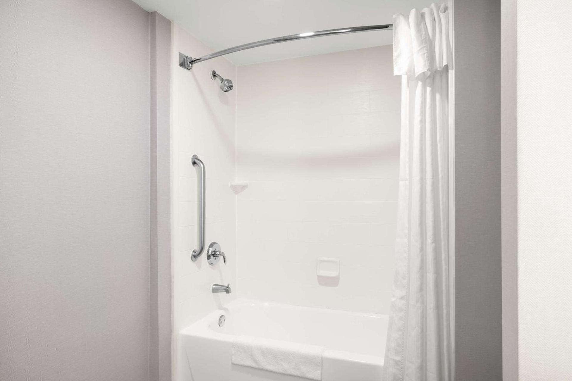 Homewood Suites by Hilton Atlanta-Alpharetta photo 11