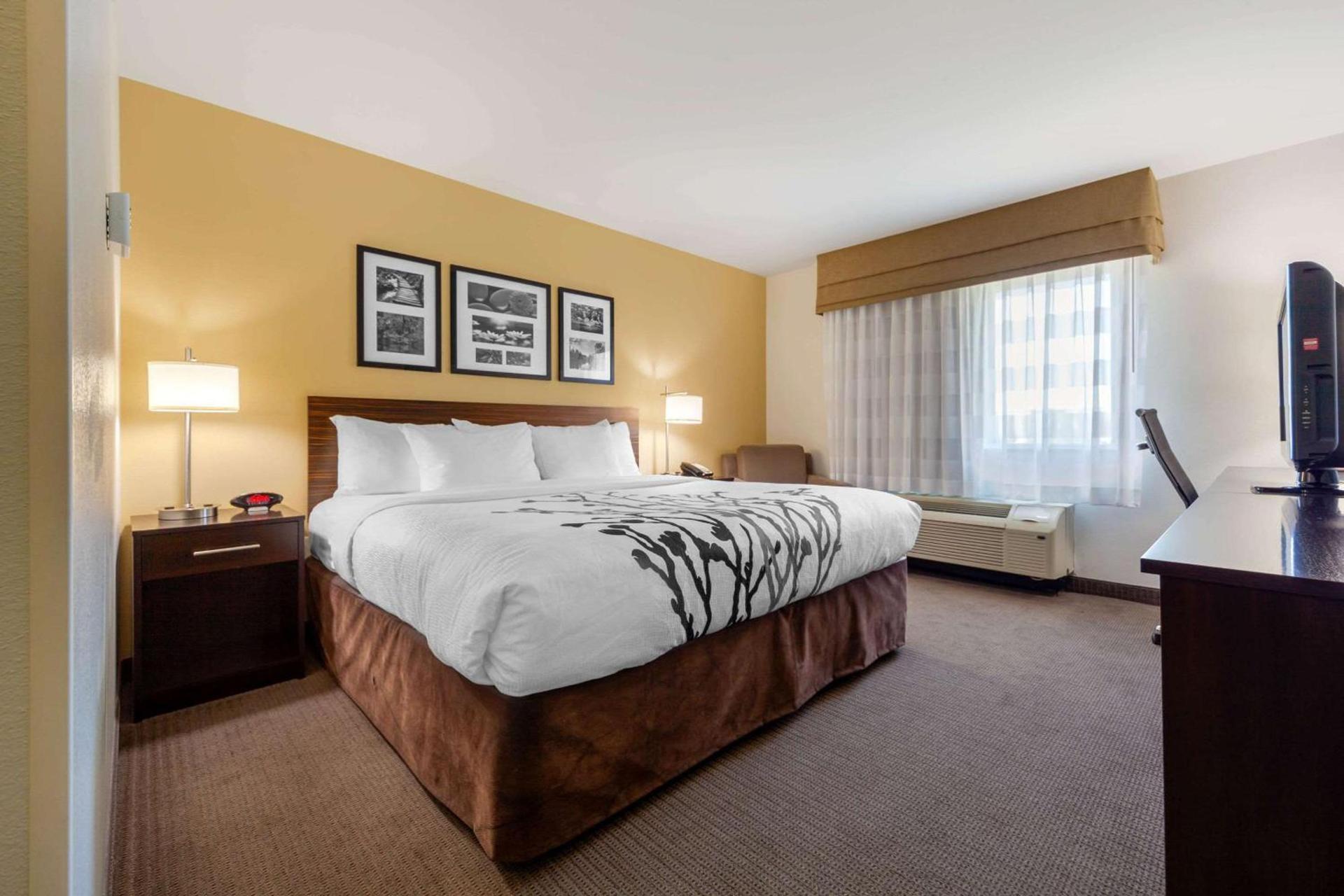 Sleep Inn & Suites Bismarck I-94 photo 14