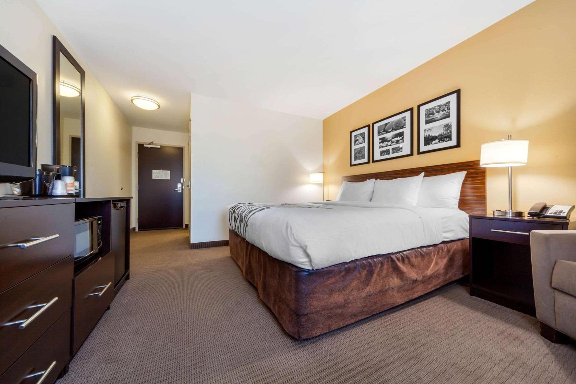 Sleep Inn & Suites Bismarck I-94 photo 15