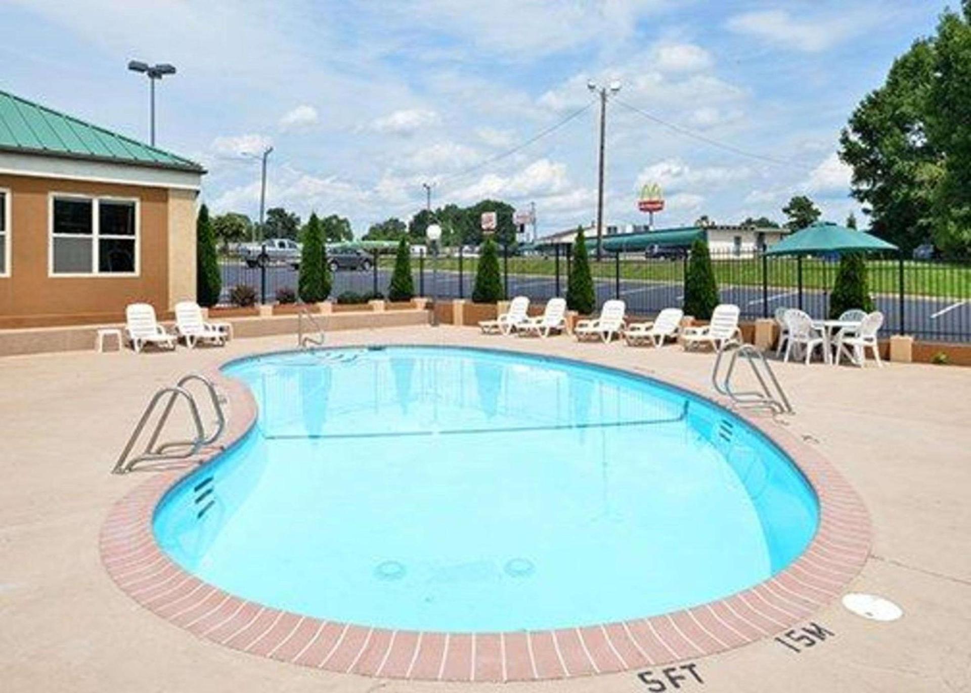 Quality Inn Asheboro South photo 26