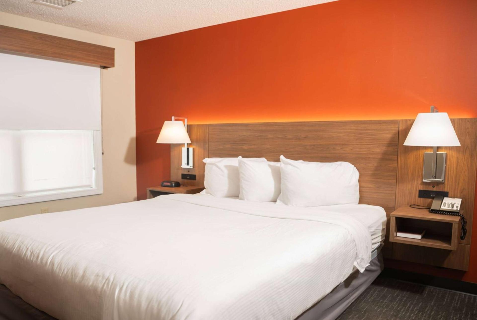 Hawthorn Suites by Wyndham Erie photo 22