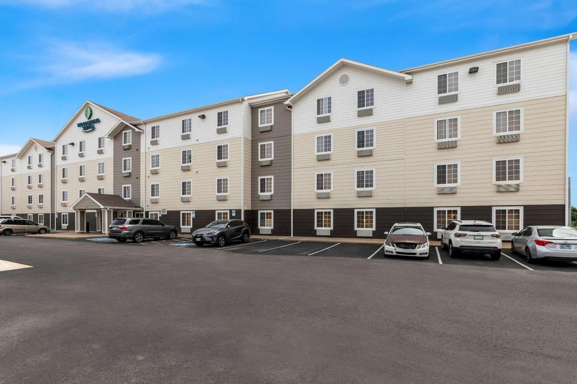 WoodSpring Suites Tulsa photo 1