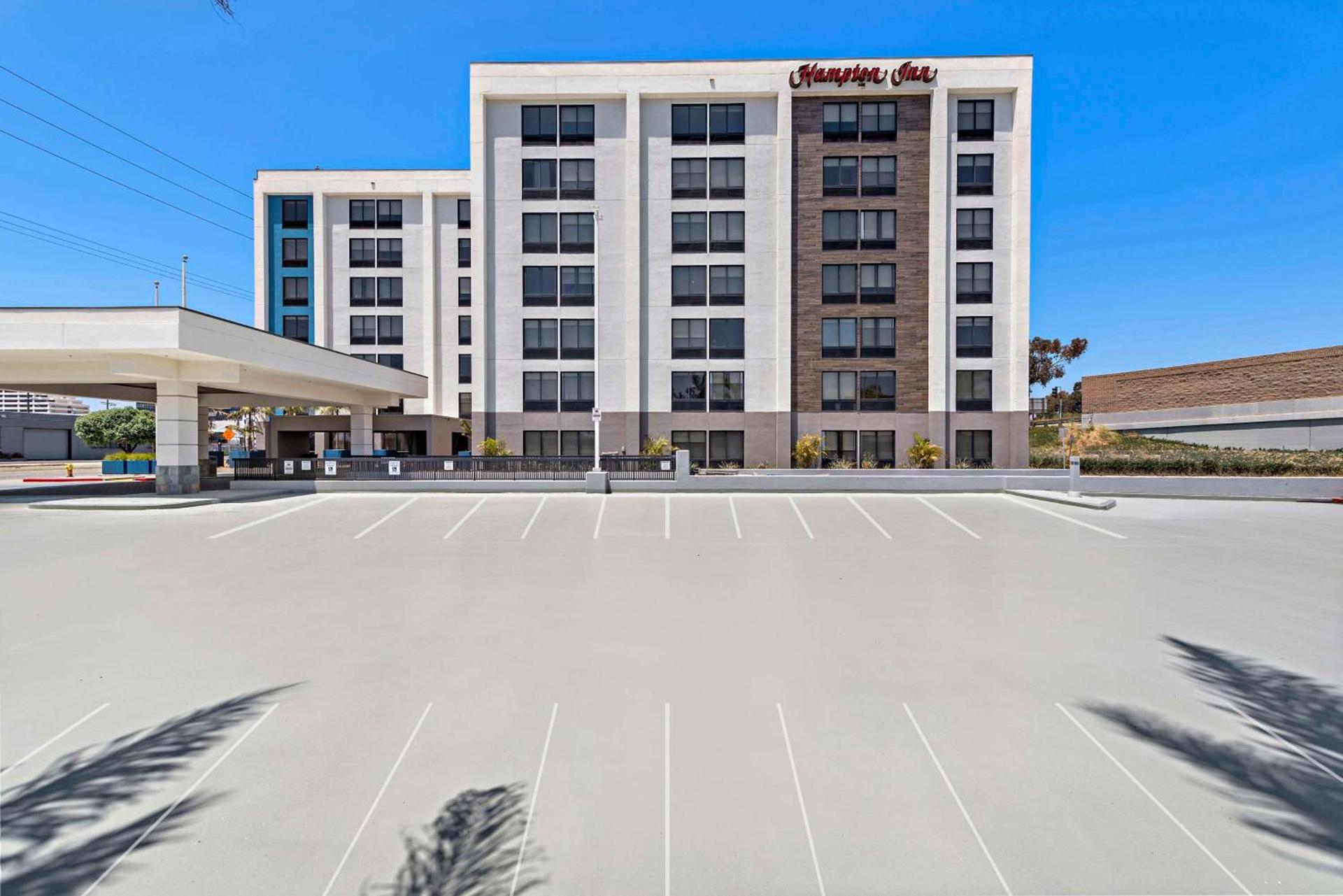 Hampton Inn by Hilton Los Angeles Airport LAX photo 1