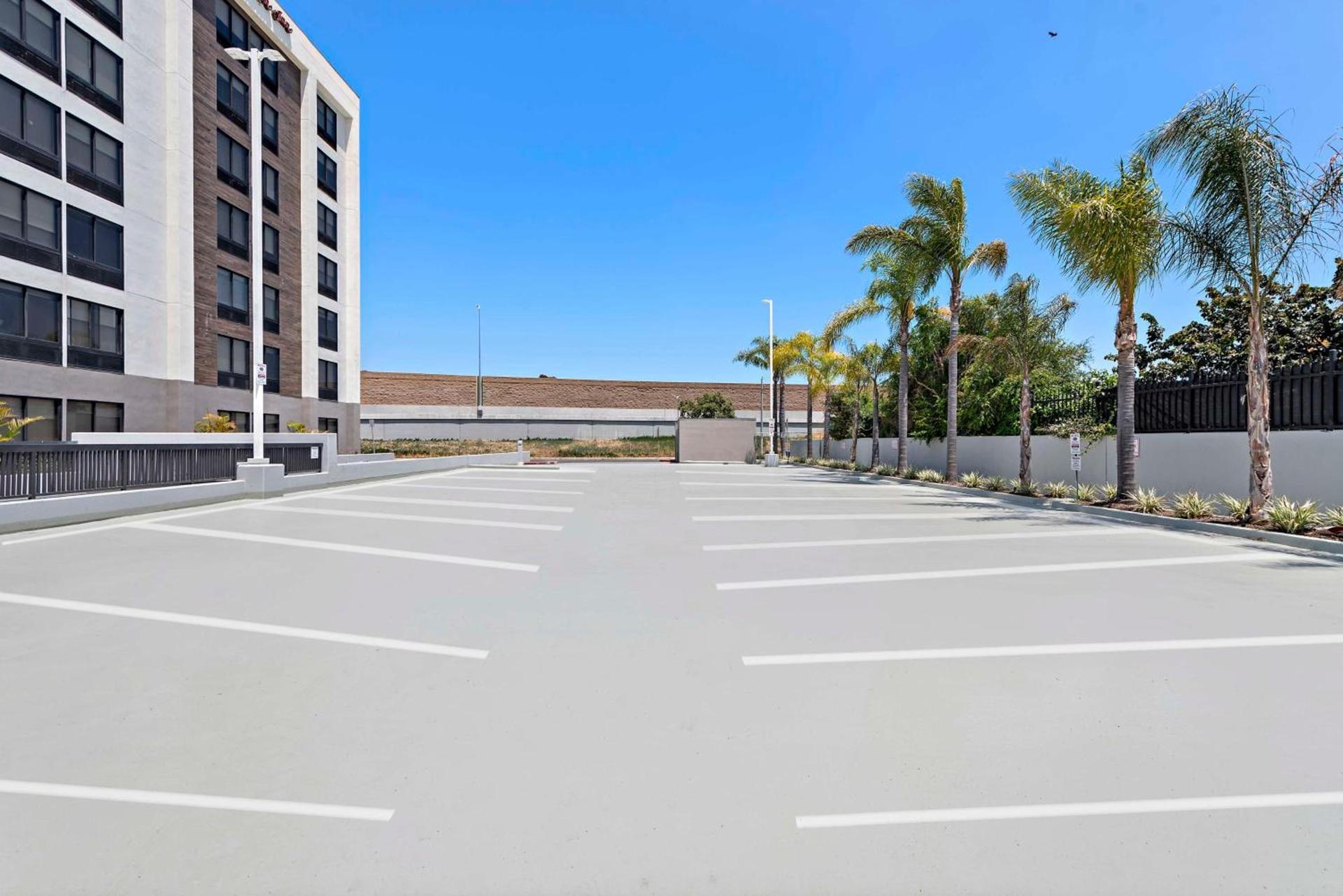 Hampton Inn by Hilton Los Angeles Airport LAX photo 19