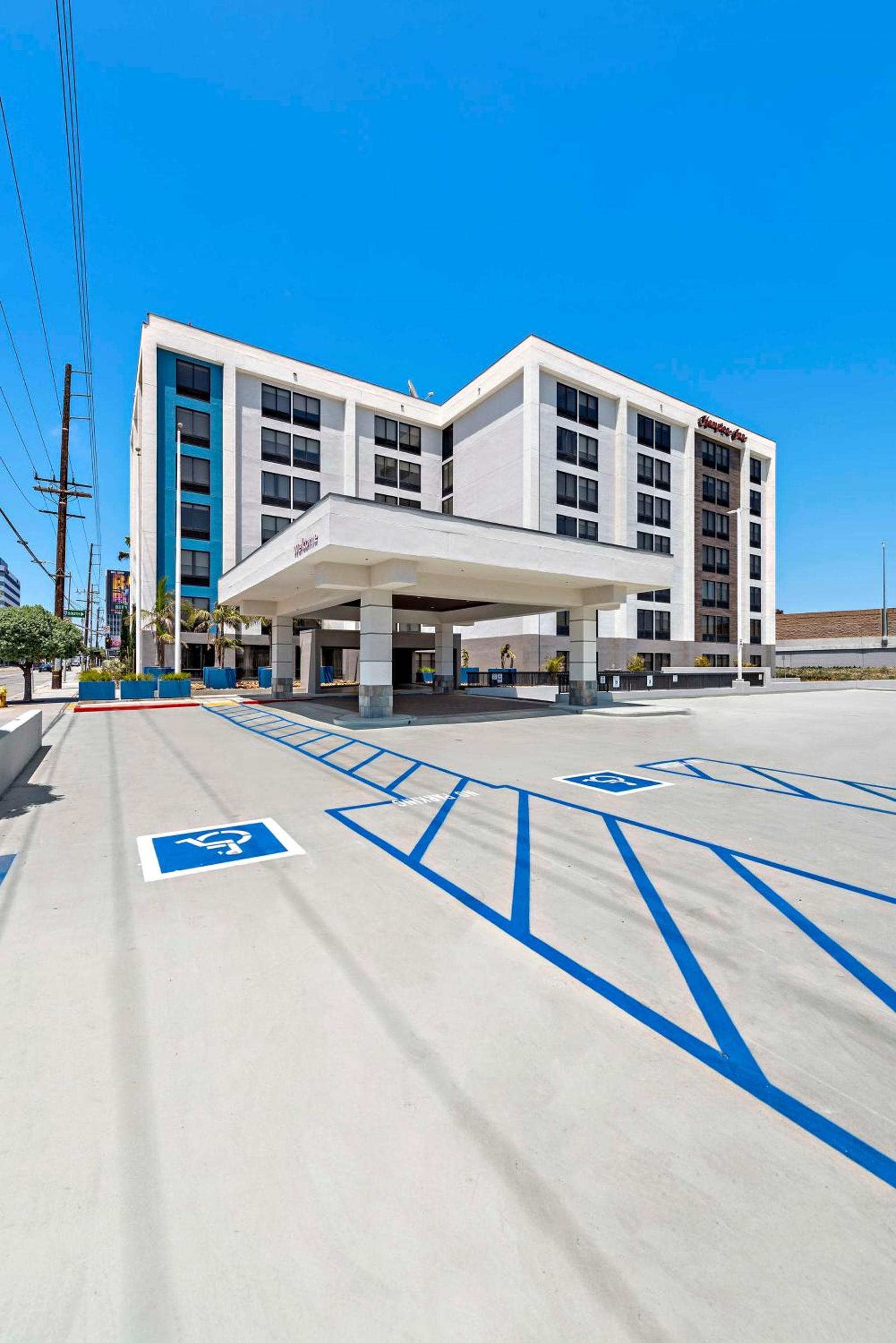 Hampton Inn by Hilton Los Angeles Airport LAX photo 20
