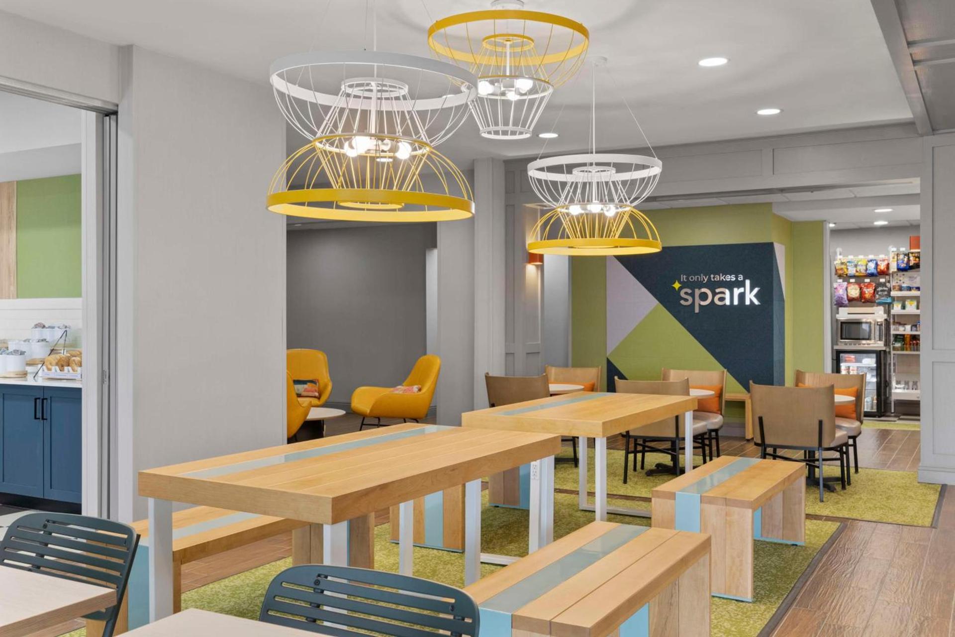 Spark By Hilton Newcomerstown photo 5