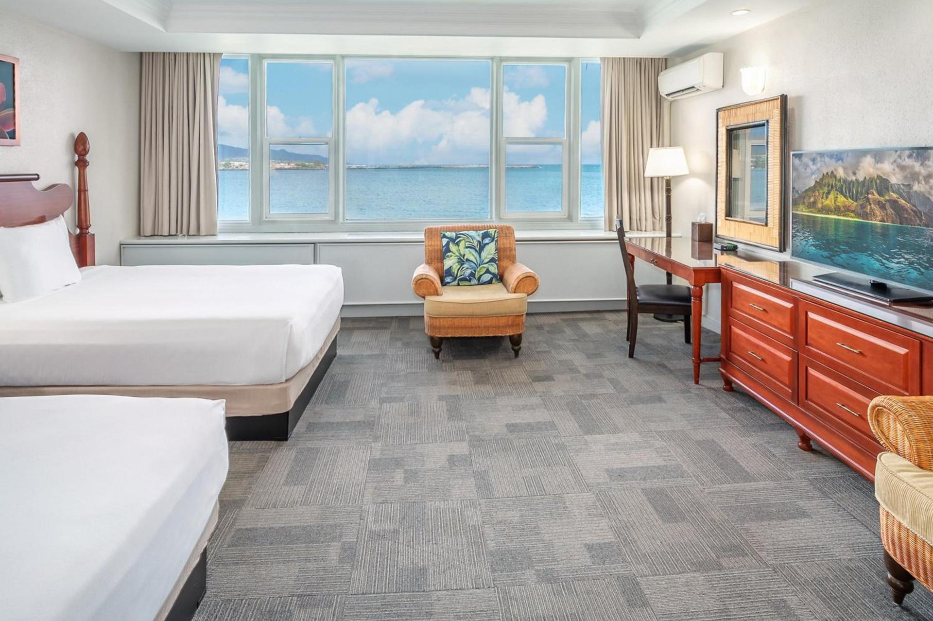 Maui Beach Hotel photo 17