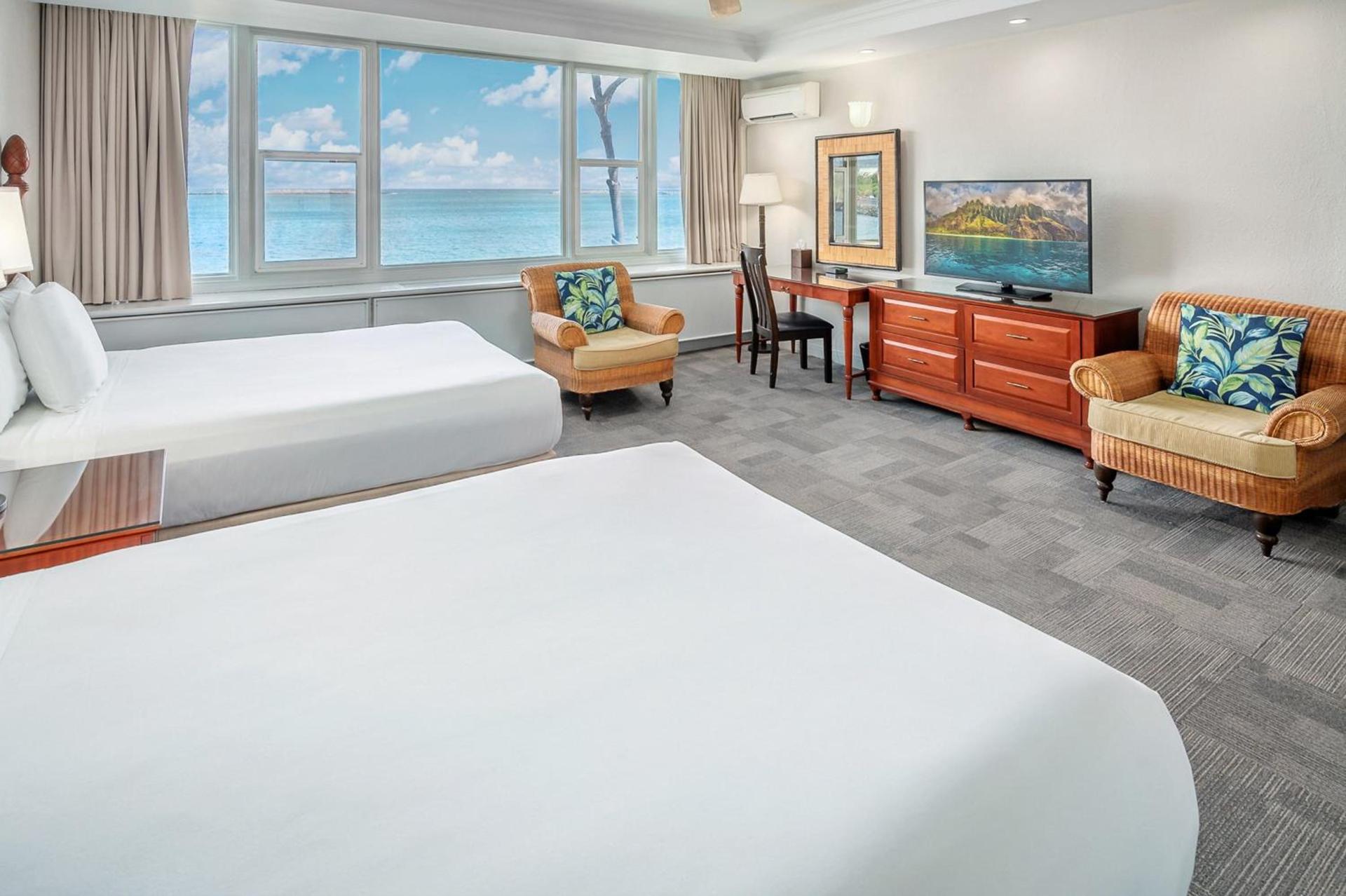 Maui Beach Hotel photo 18