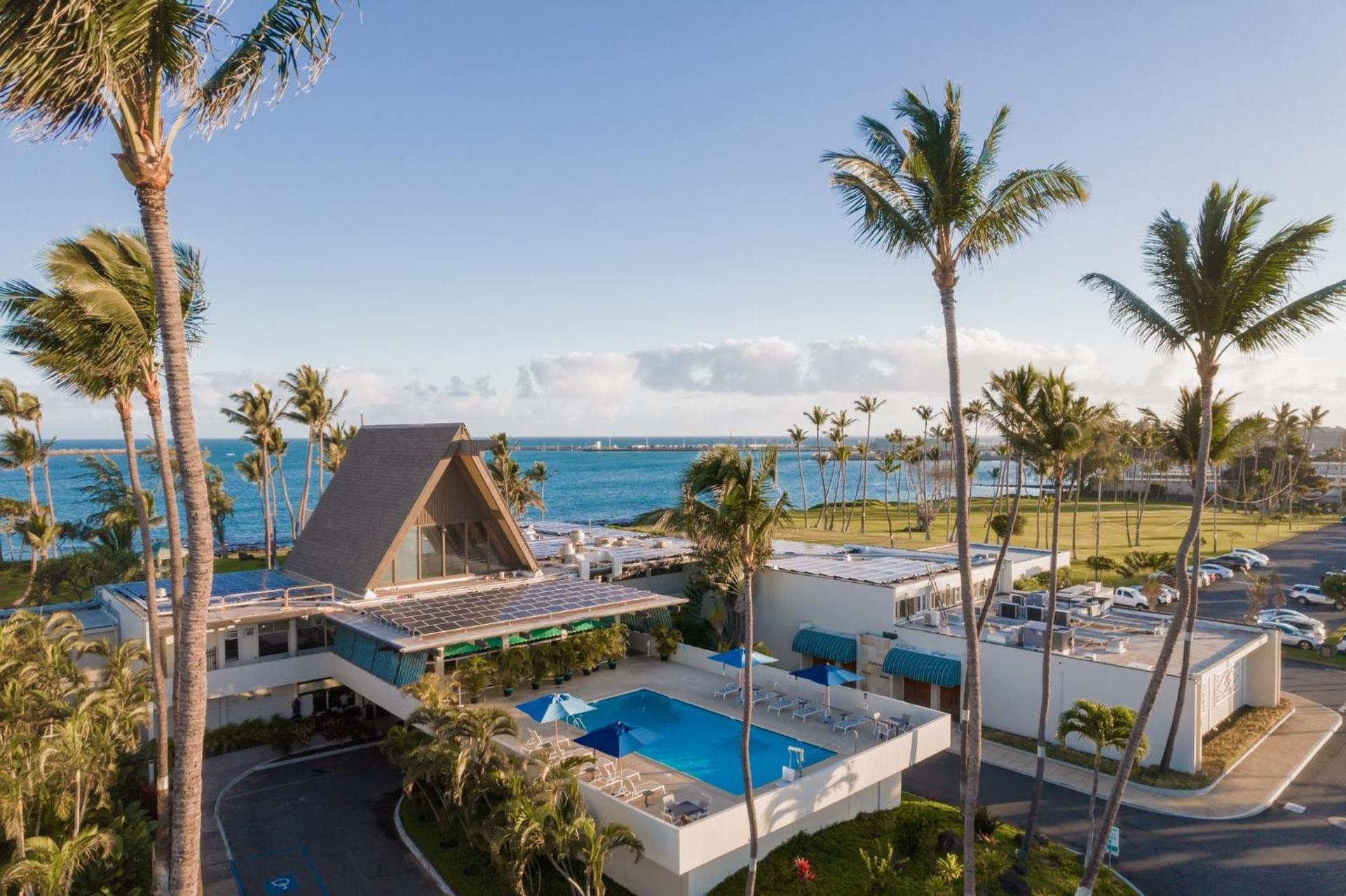 Maui Beach Hotel photo 7
