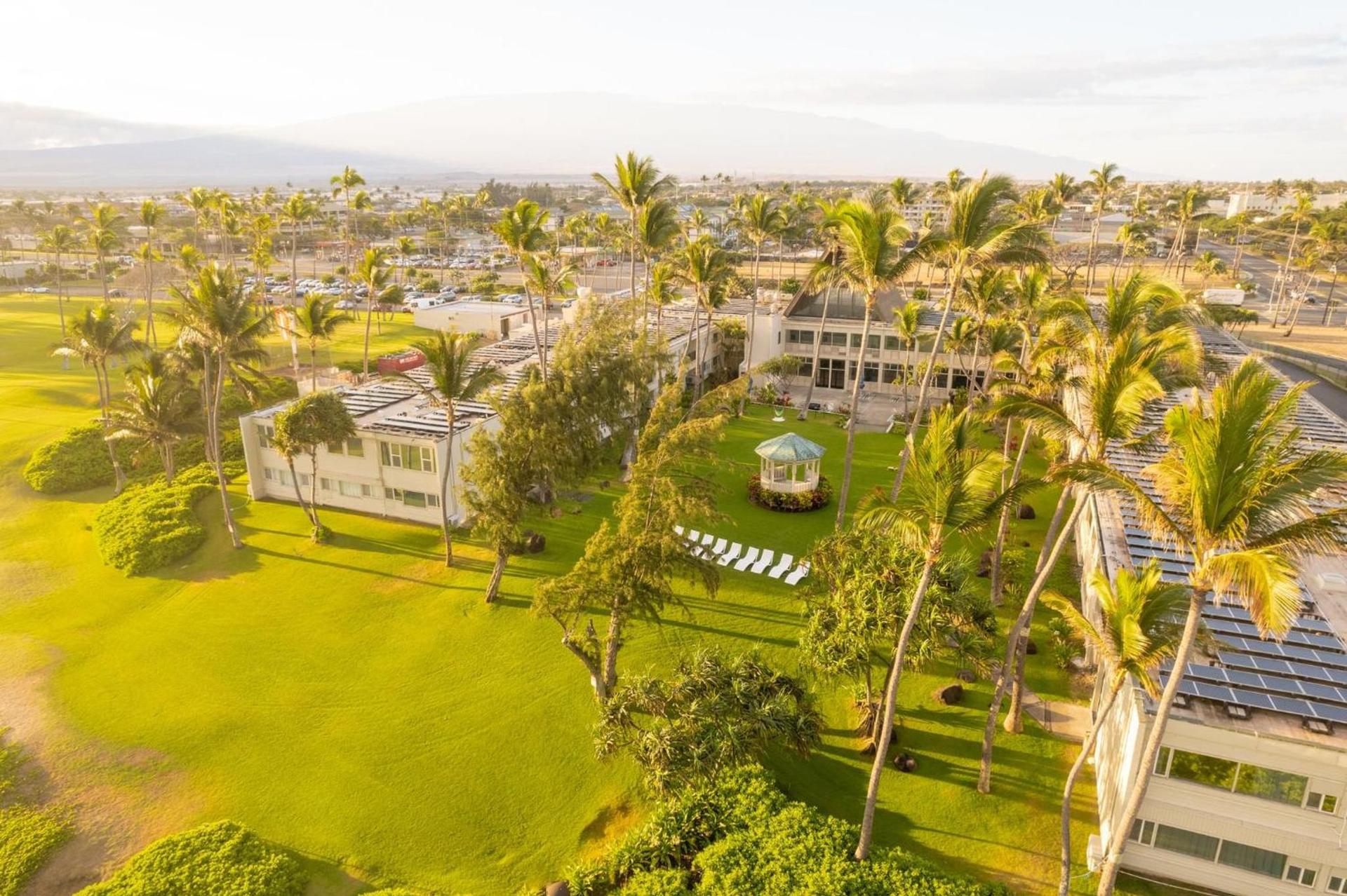 Maui Beach Hotel photo 64