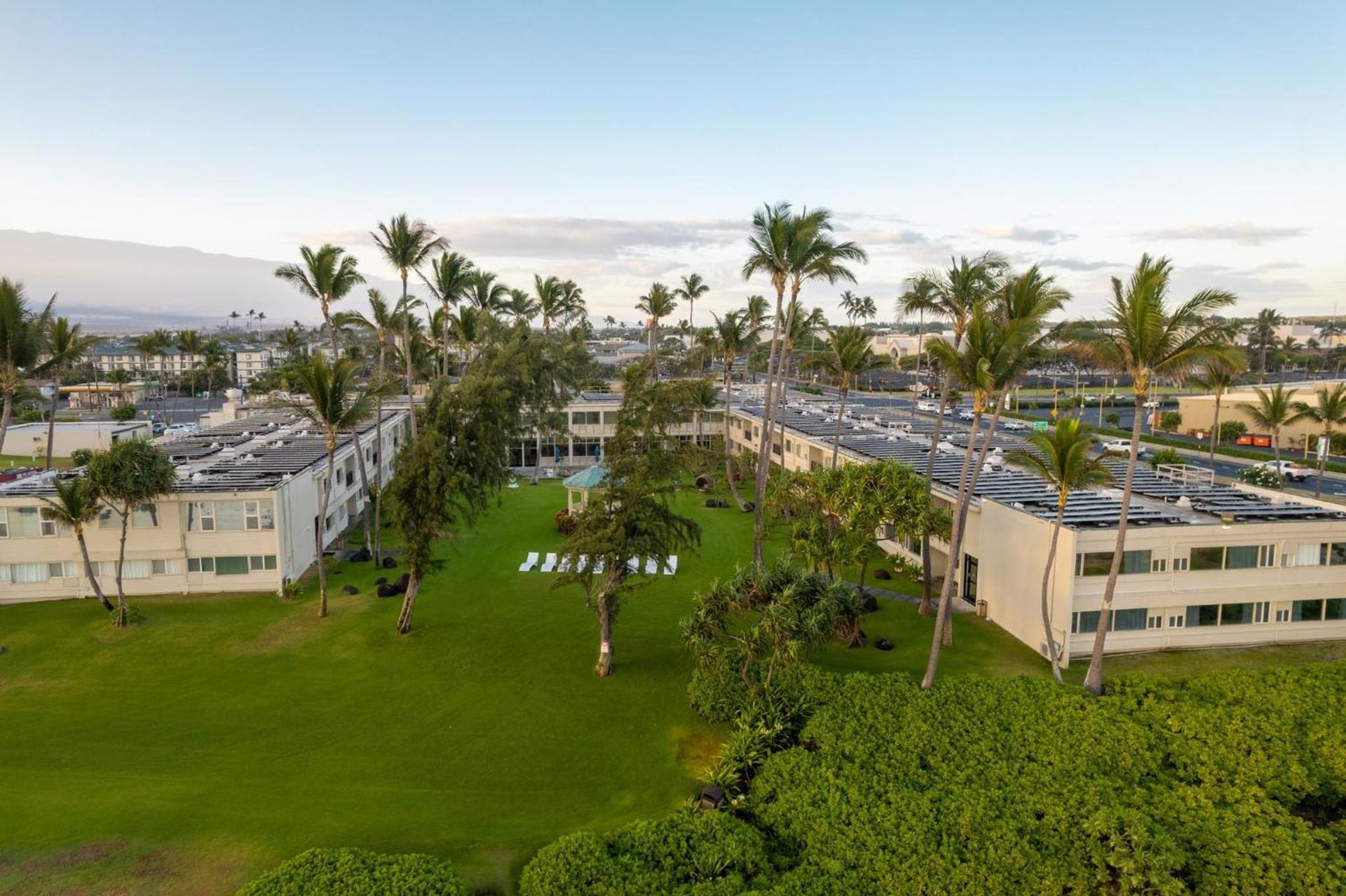 Maui Beach Hotel photo 69