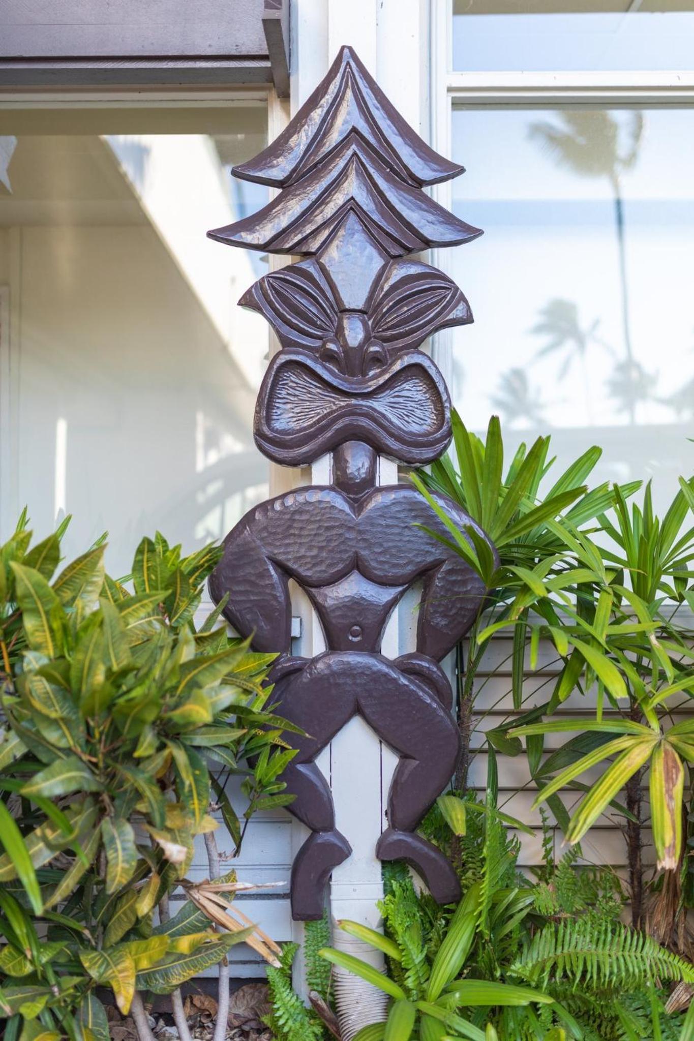 Maui Beach Hotel photo 80