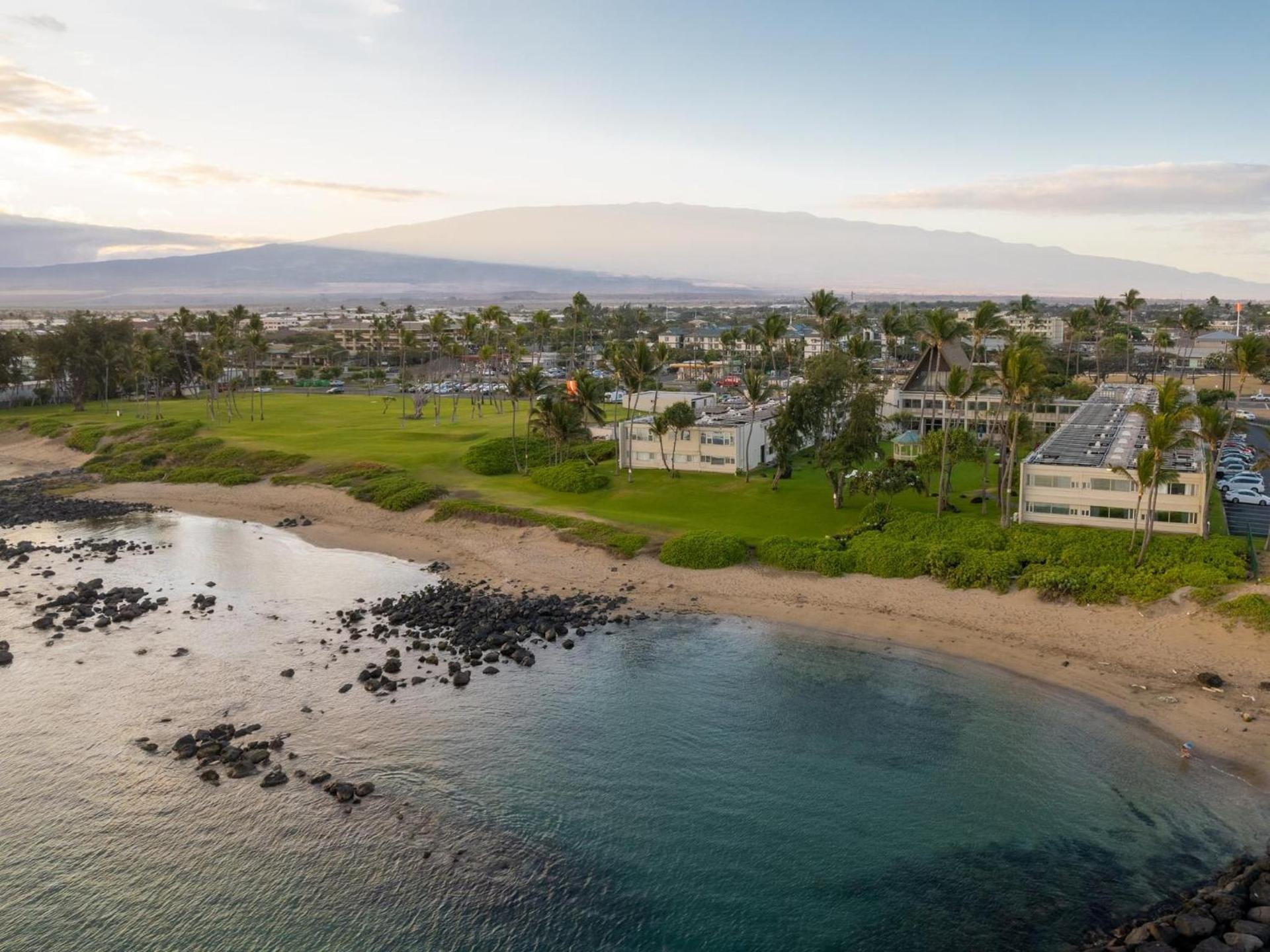 Maui Beach Hotel photo 72