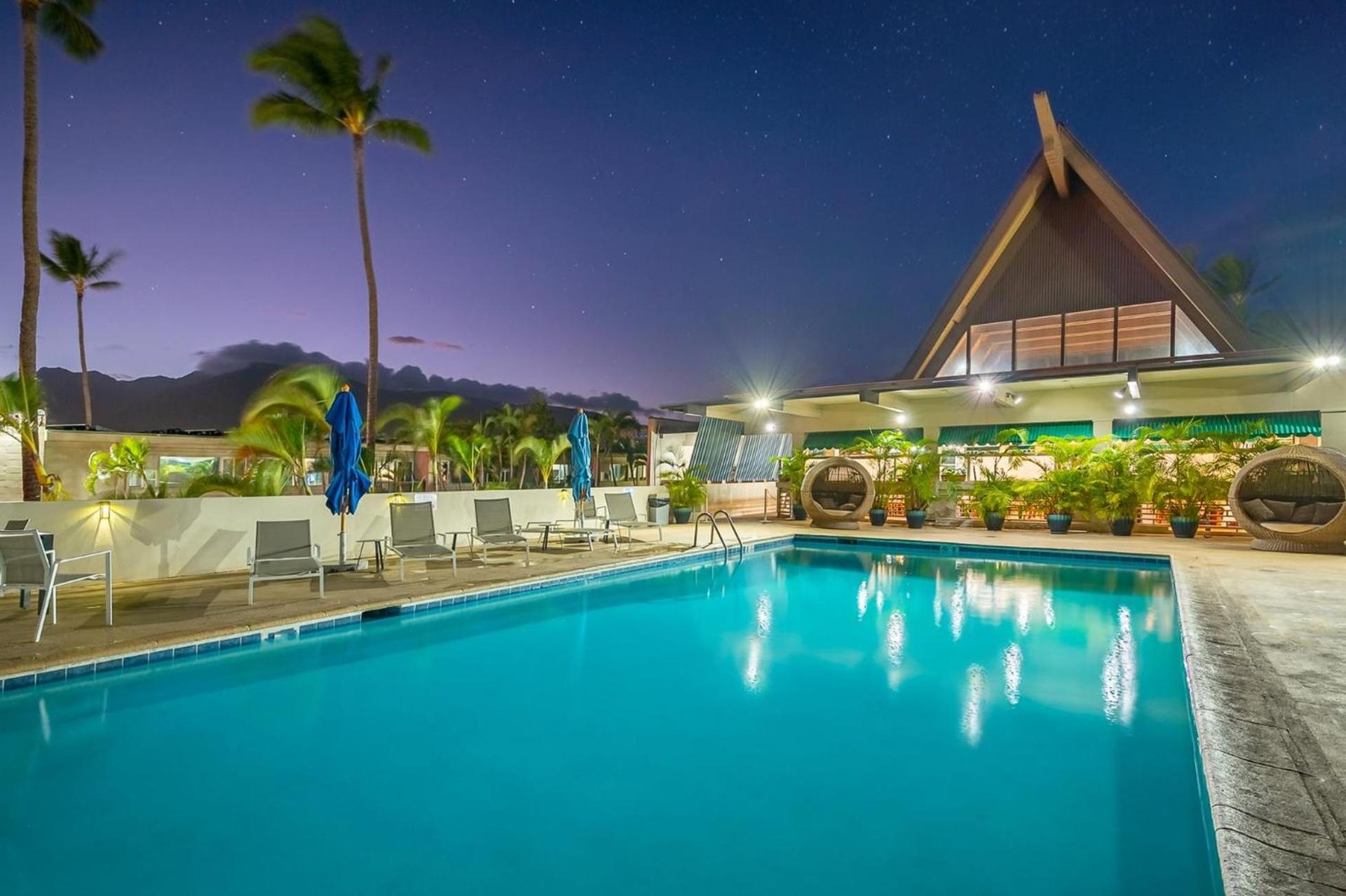 Maui Beach Hotel photo 55