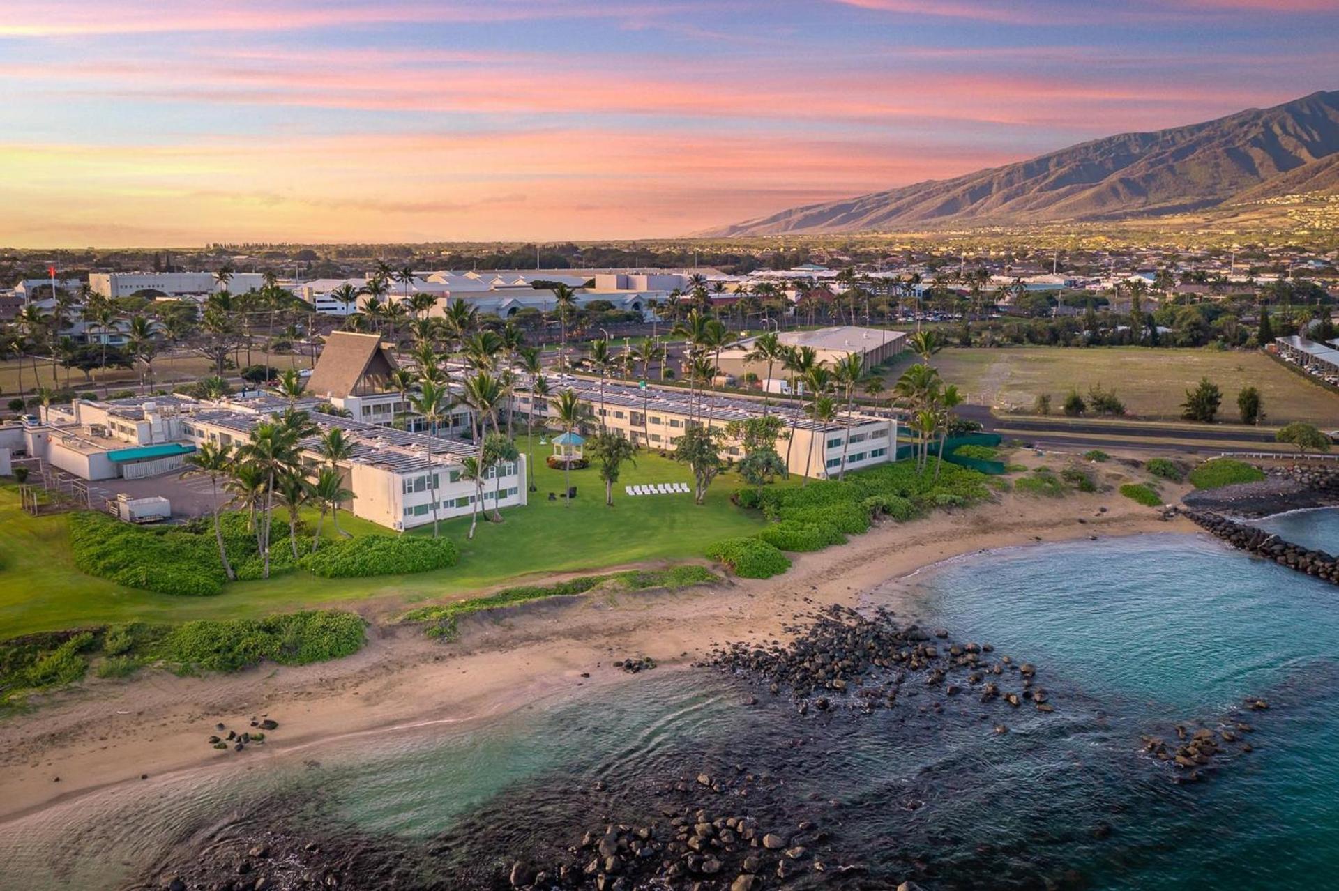 Maui Beach Hotel photo 10