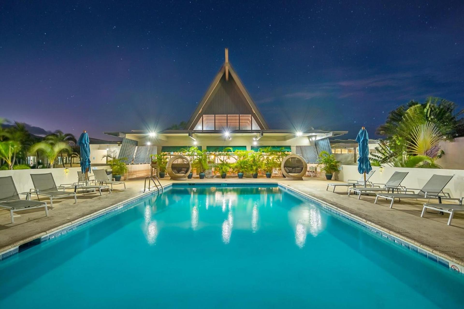 Maui Beach Hotel photo 11