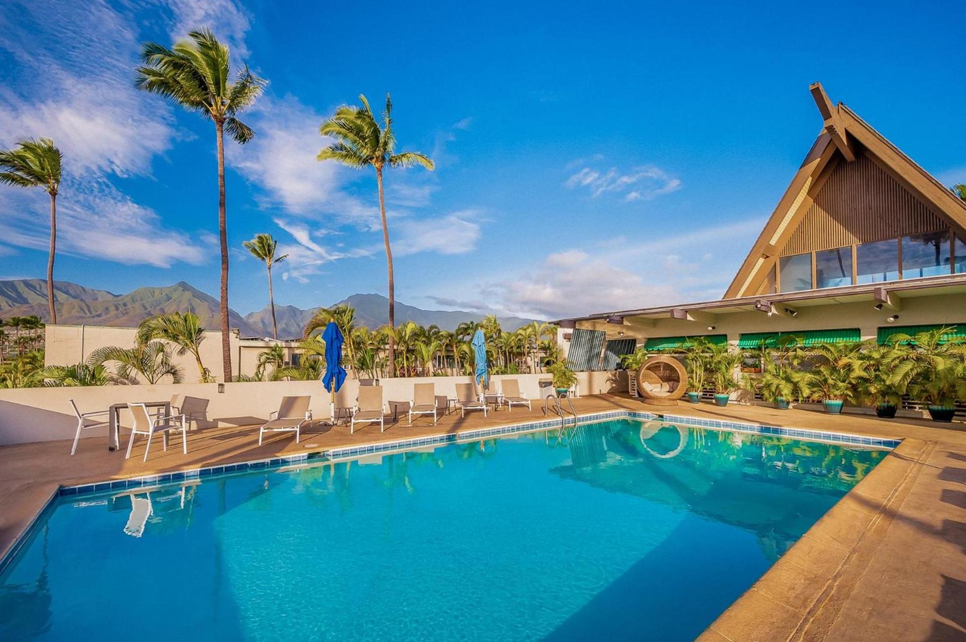 Maui Beach Hotel photo 58