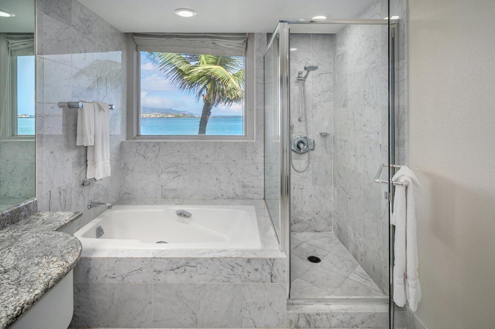 Maui Beach Hotel photo 15