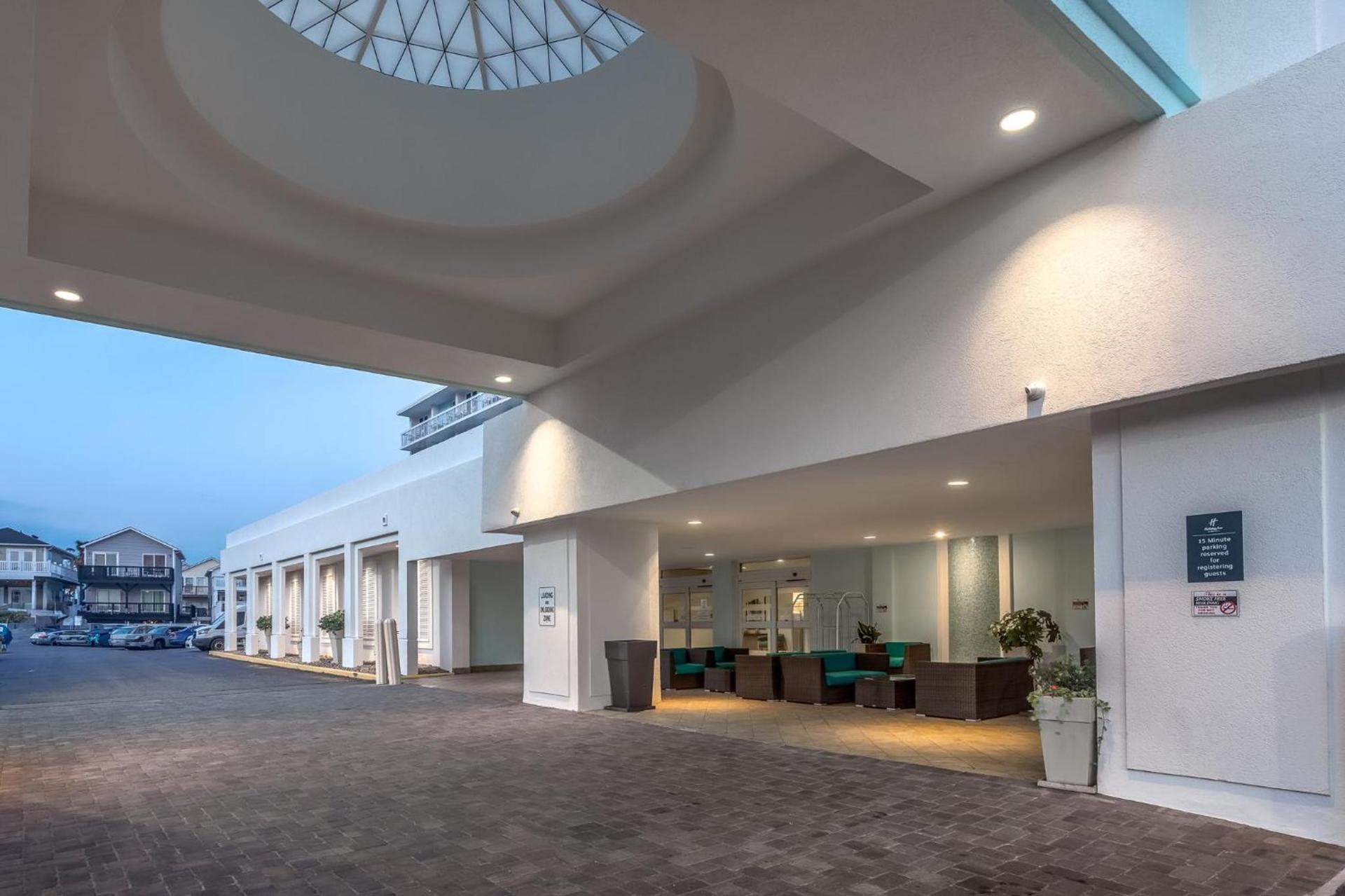 Holiday Inn Resort Oceanfront at Surfside Beach by IHG photo 34