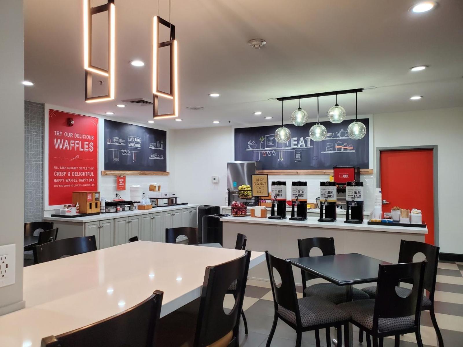 Hampton Inn Olathe photo 52