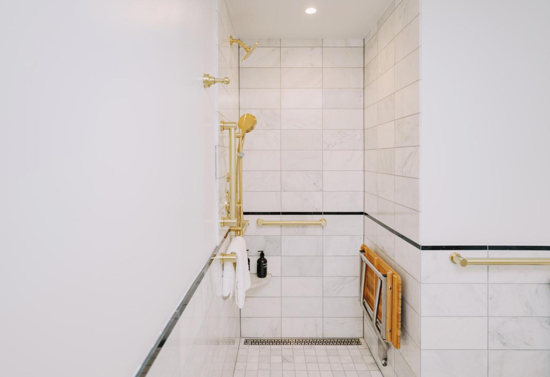 Hotel Heron Alexandria Old Town, Curio Collection by Hilton photo 48