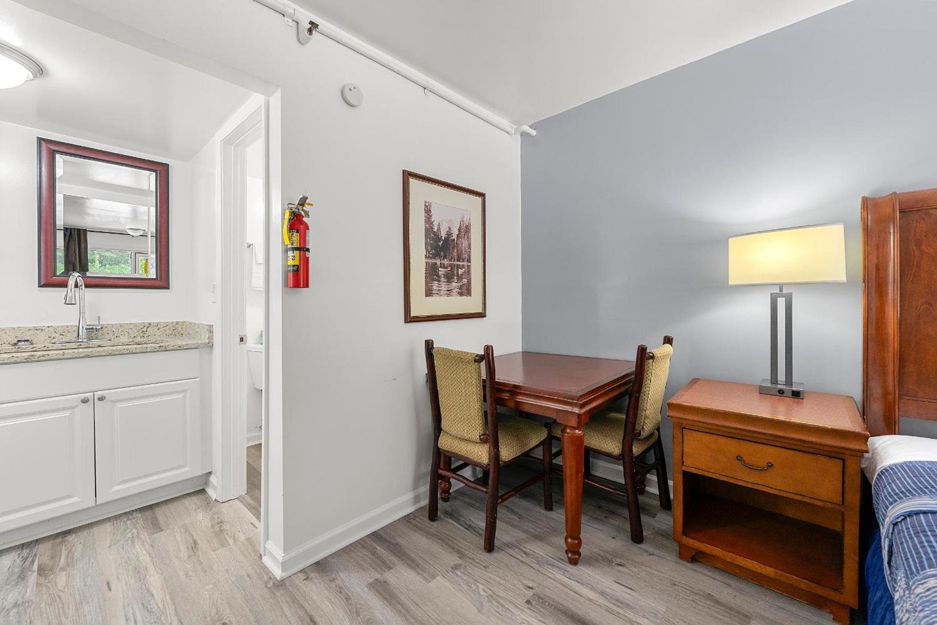 Budgetel Inn and Suites photo 34