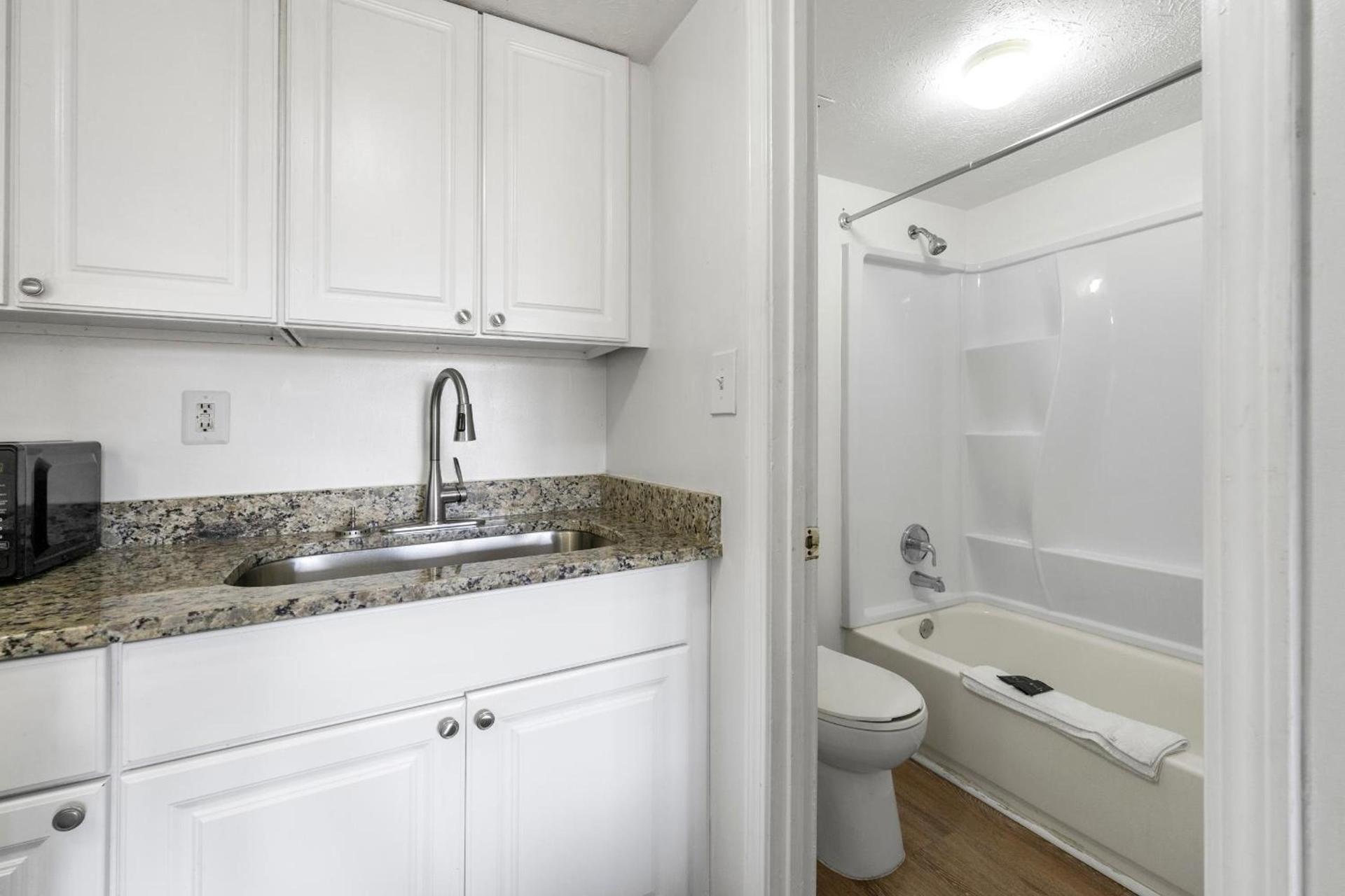 Budgetel Inn and Suites photo 33