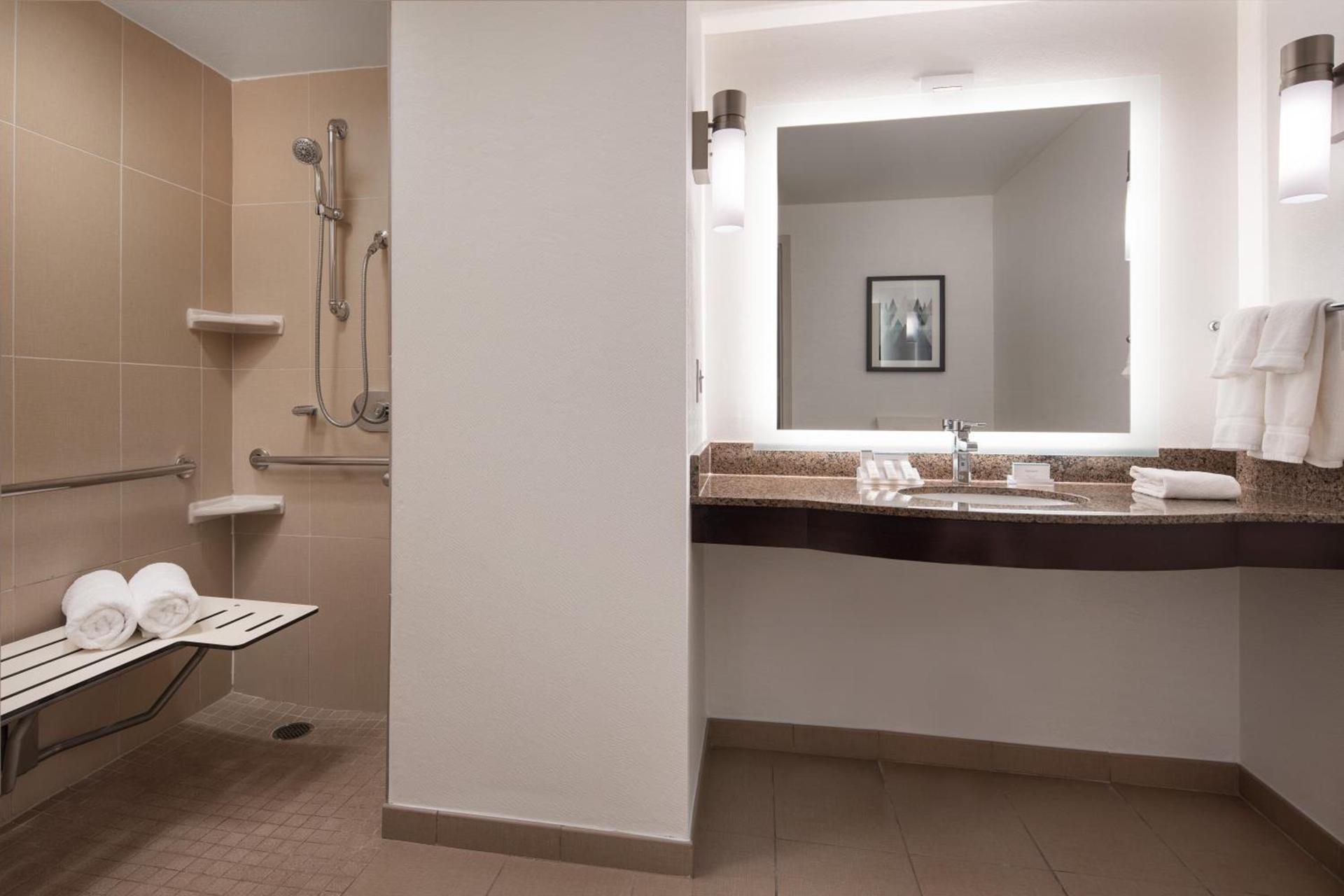 Hilton Garden Inn Denver/Cherry Creek photo 47