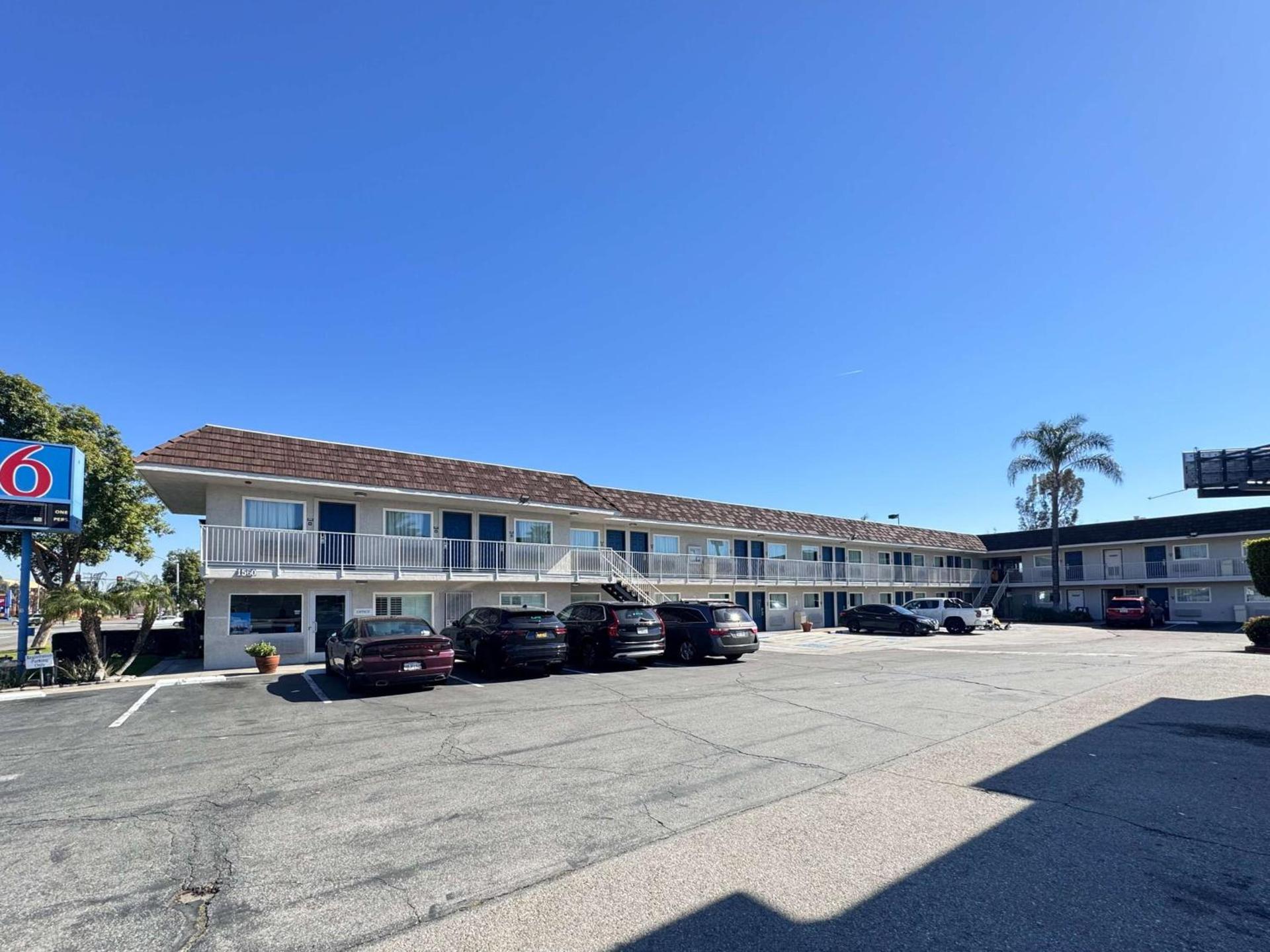Motel 6 Ontario, CA - Airport photo 3