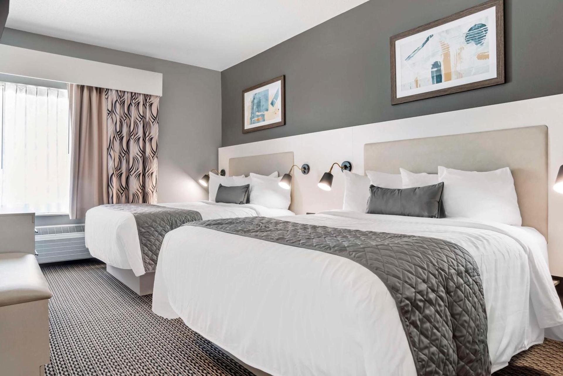 Best Western Plus Two Rivers Hotel & Suites photo 17