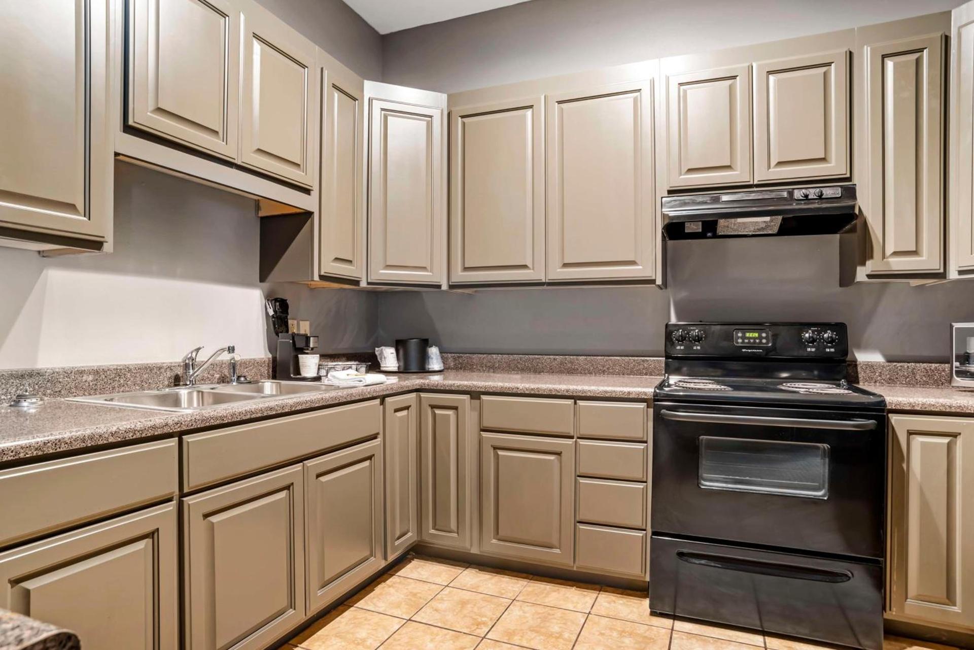 Best Western Plus Two Rivers Hotel & Suites photo 19