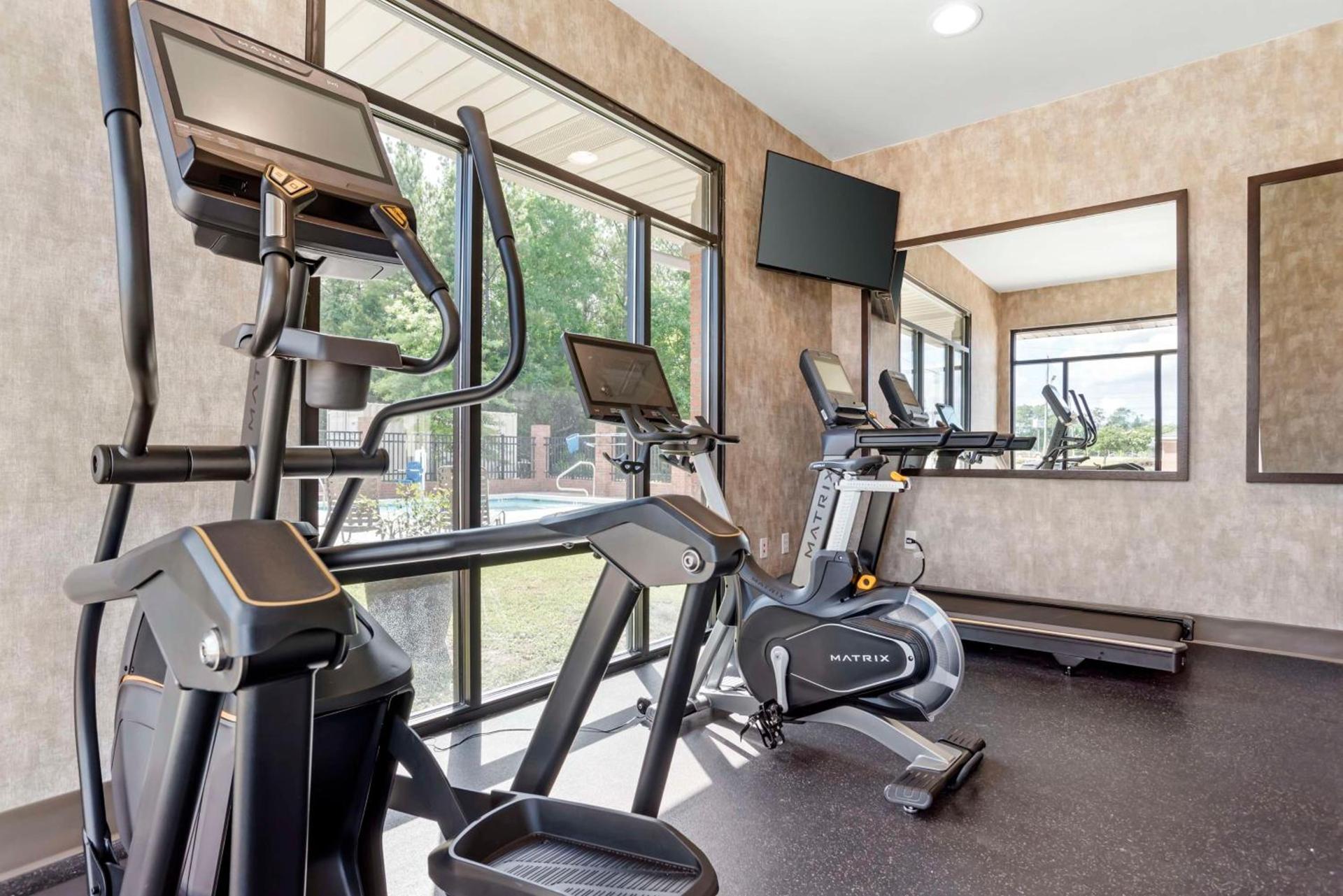 Best Western Plus Two Rivers Hotel & Suites photo 26
