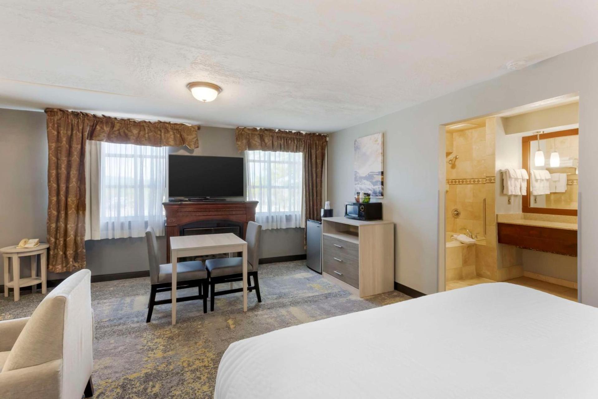 Best Western Plus Weston Inn photo 15