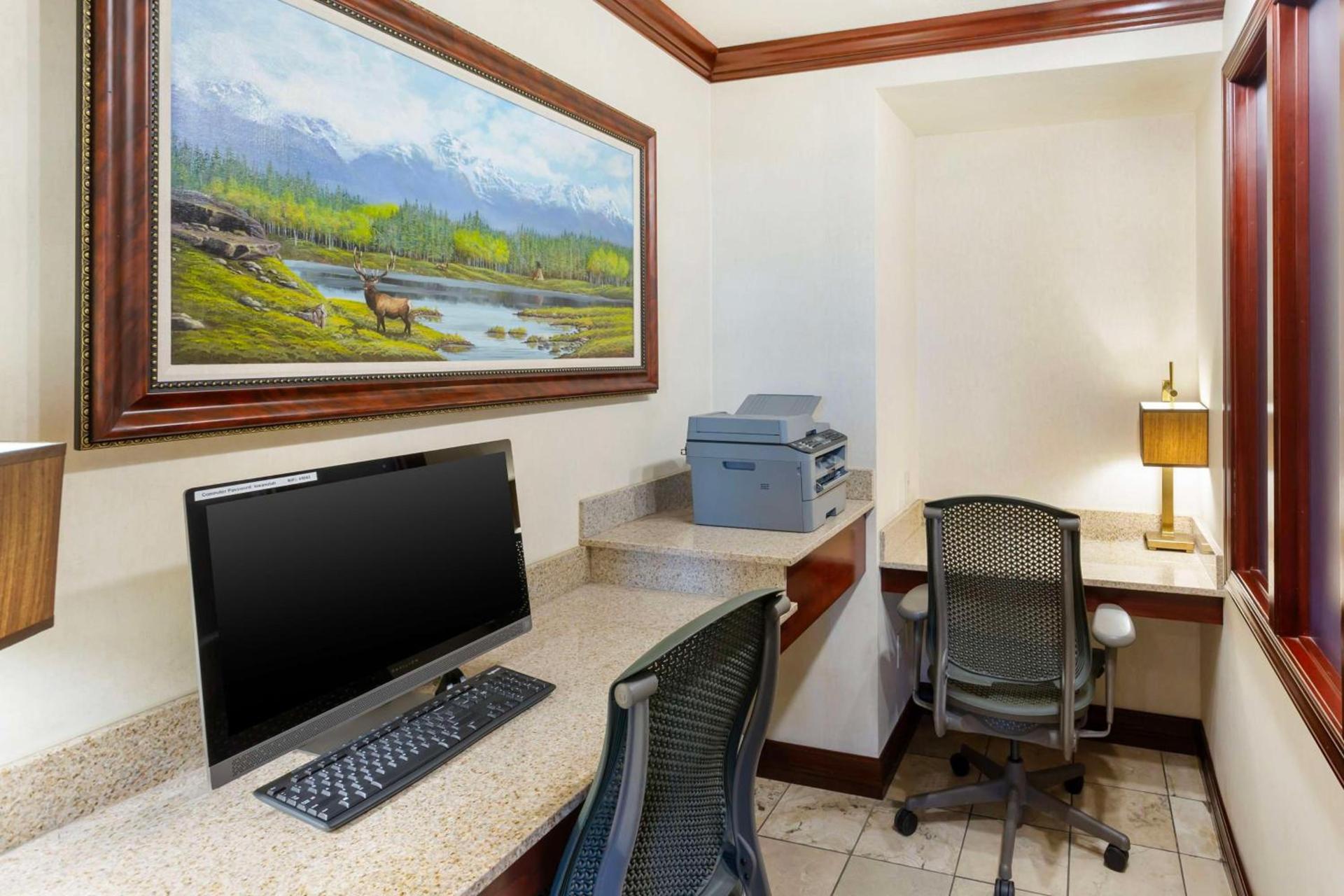 Best Western Plus Weston Inn photo 39