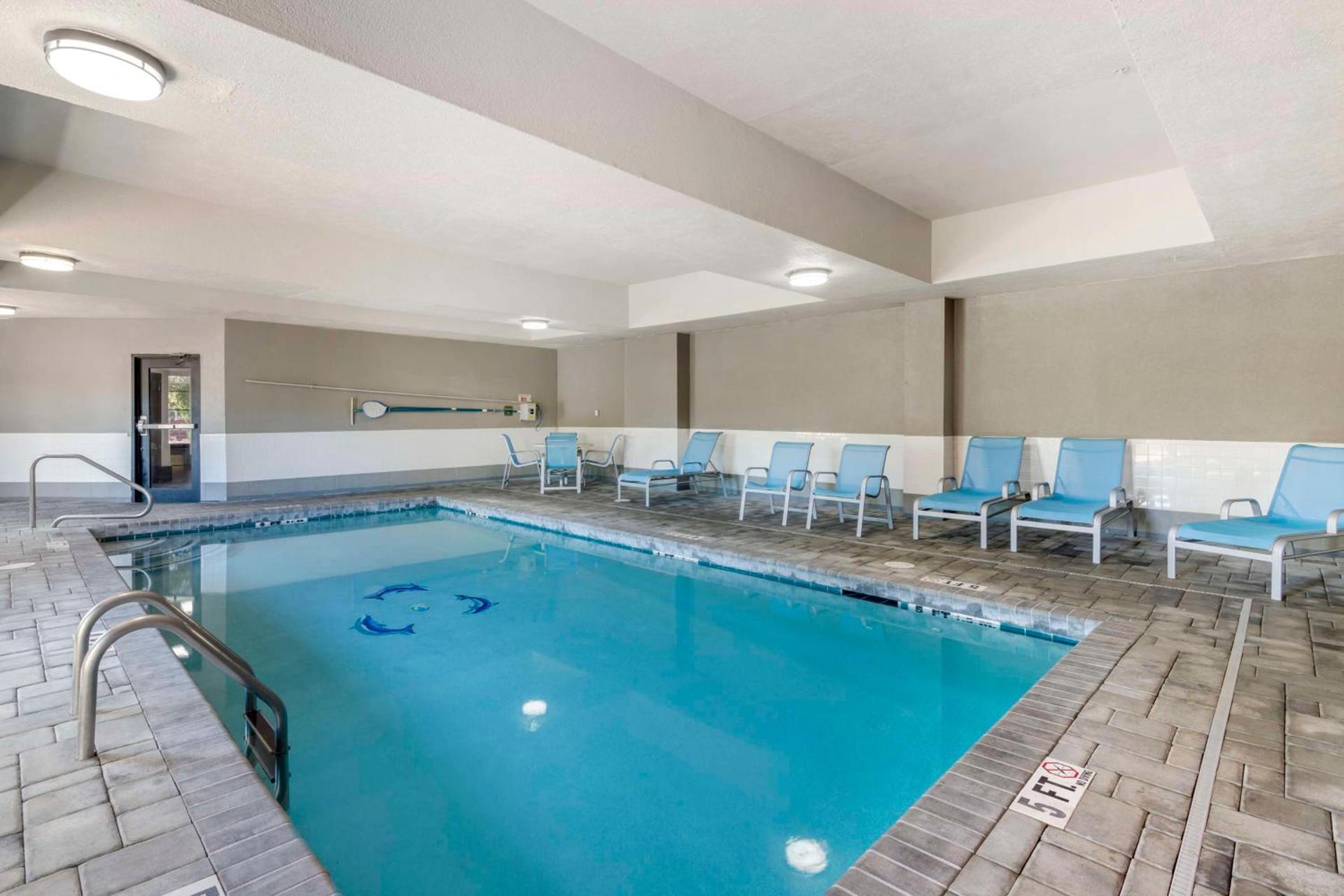 Best Western Savannah Airport Inn & Suites photo 3