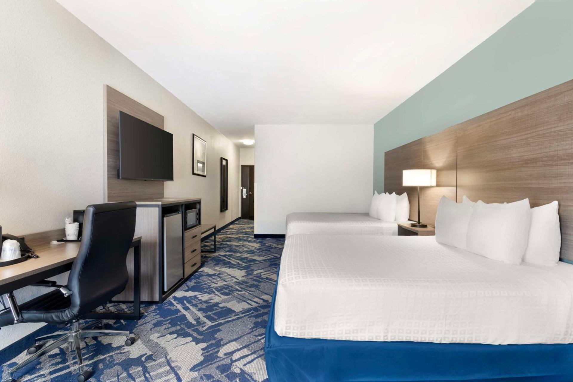 Best Western Savannah Airport Inn & Suites photo 17
