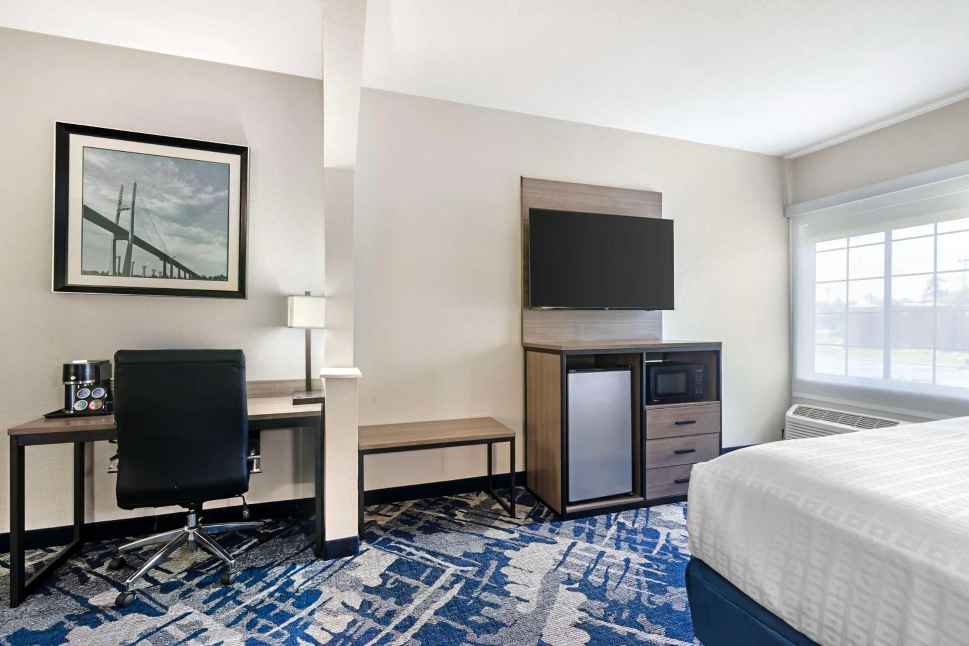 Best Western Savannah Airport Inn & Suites photo 24