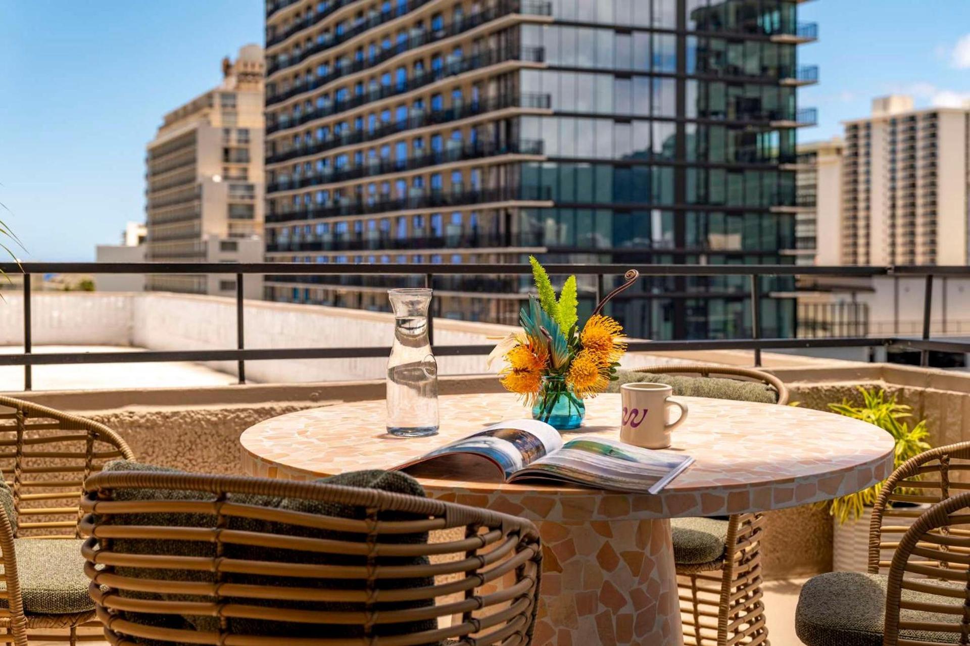 Wayfinder Waikiki - Voted Top 10 Best Hotels in Hawaii! photo 95