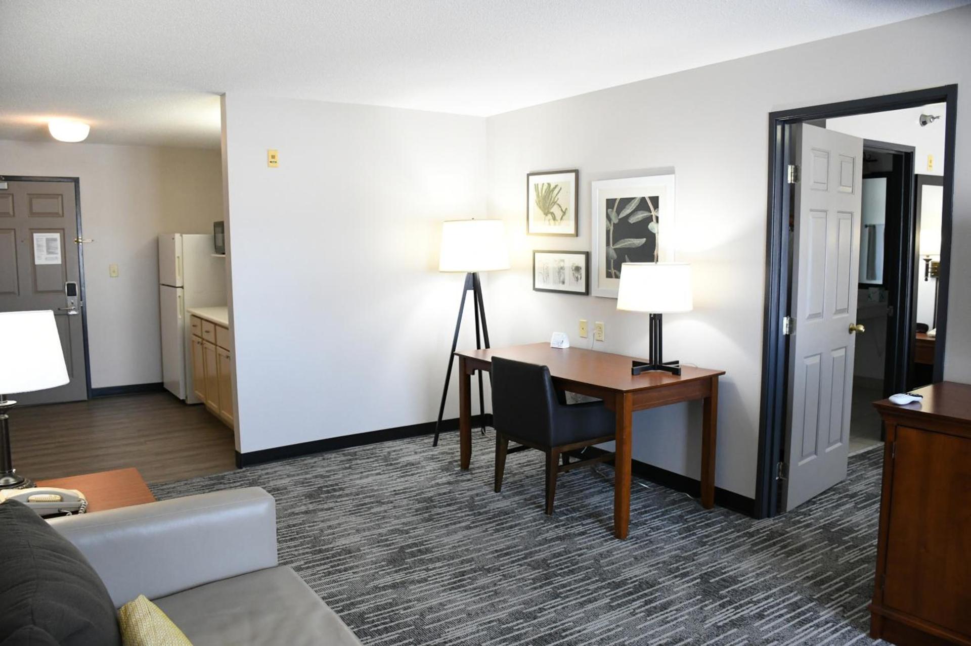 HARMONY INN & SUITES photo 8