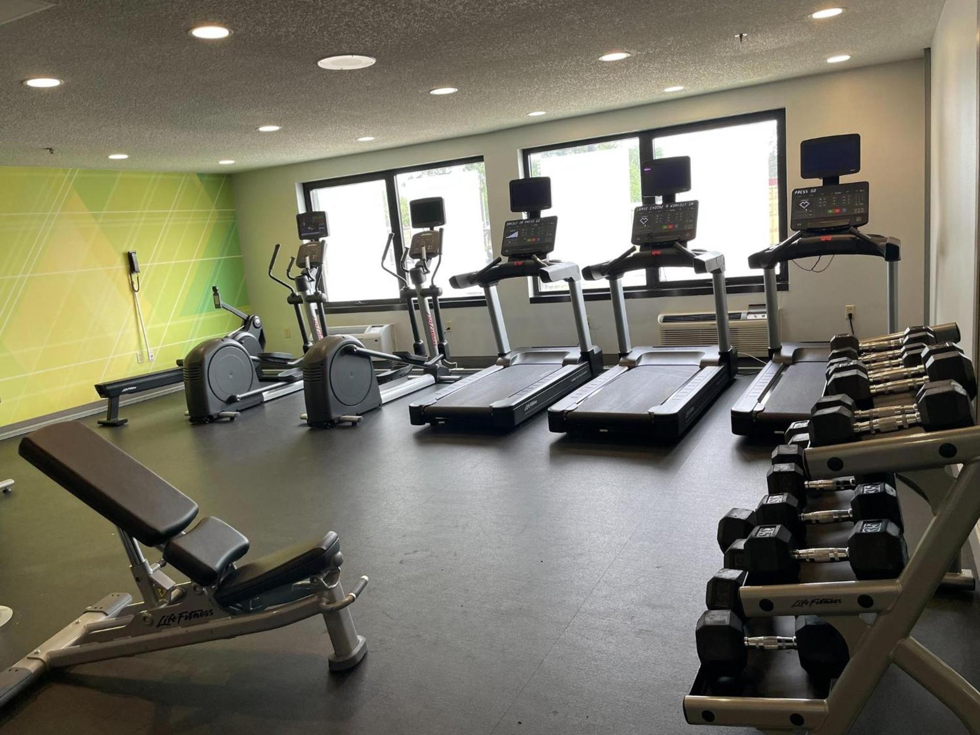 Holiday Inn Newark International Airport photo 50