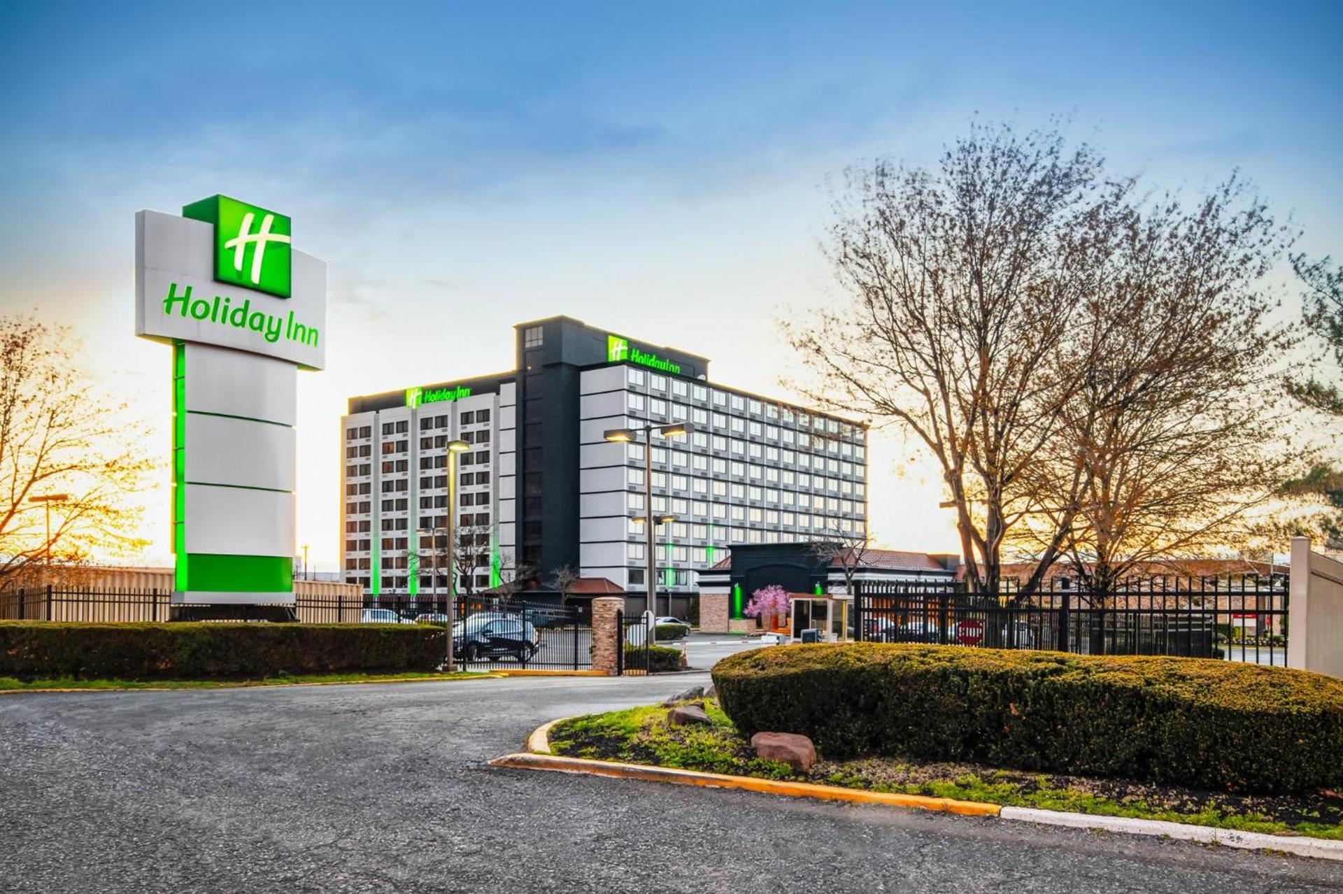 Holiday Inn Newark International Airport — hotel in Newark