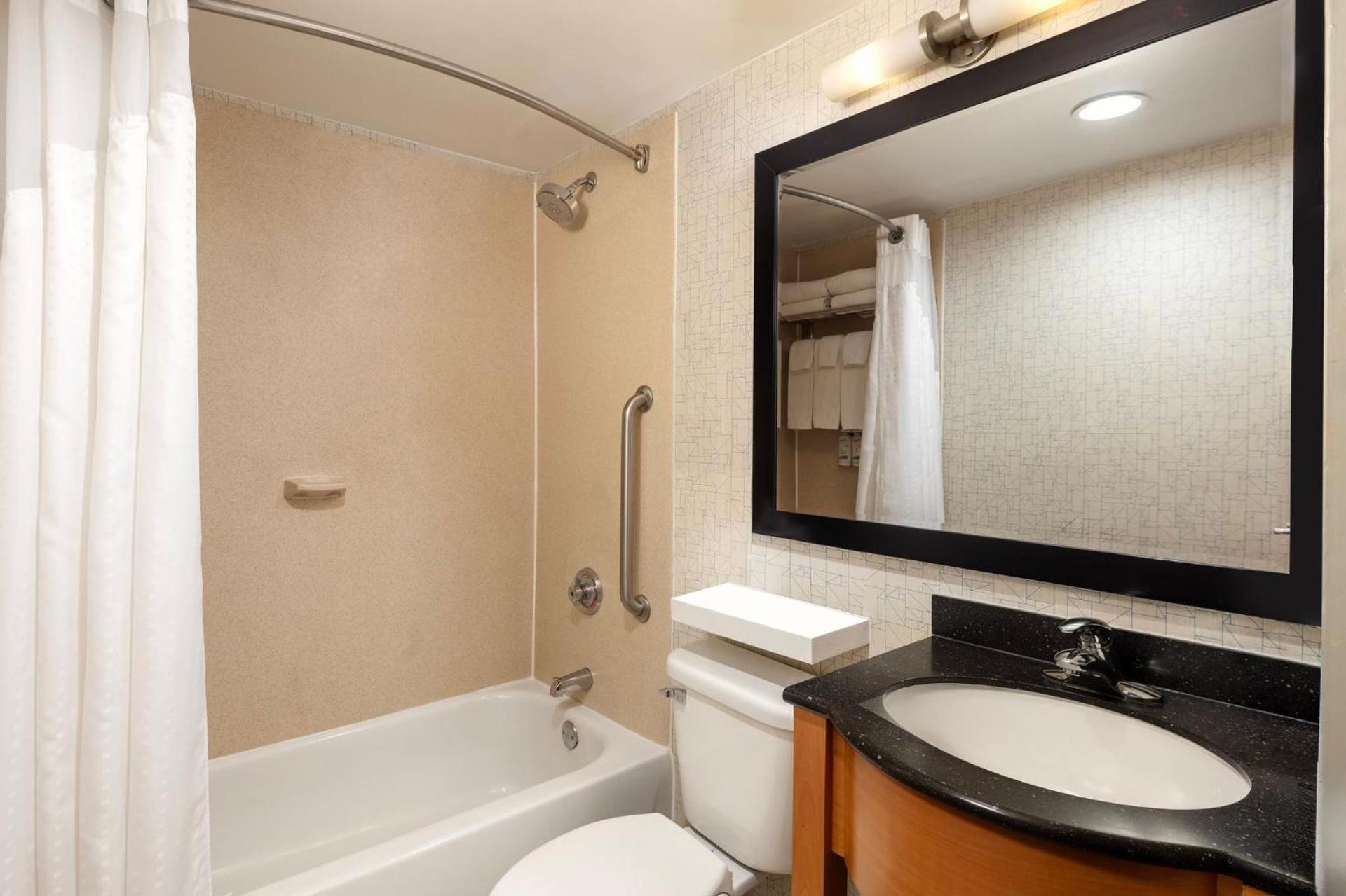 Holiday Inn Express - Times Square by IHG photo 36